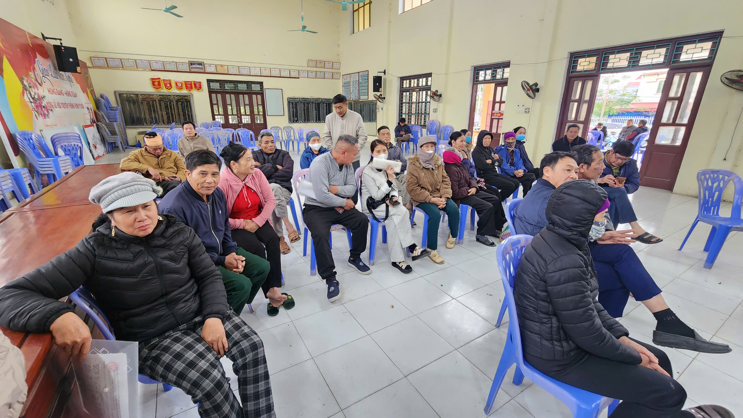Cận Tết, người d&acirc;n phấn khởi nhận bồi thường giải ph&oacute;ng mặt bằng s&acirc;n bay Gia B&igrave;nh- Ảnh 5.