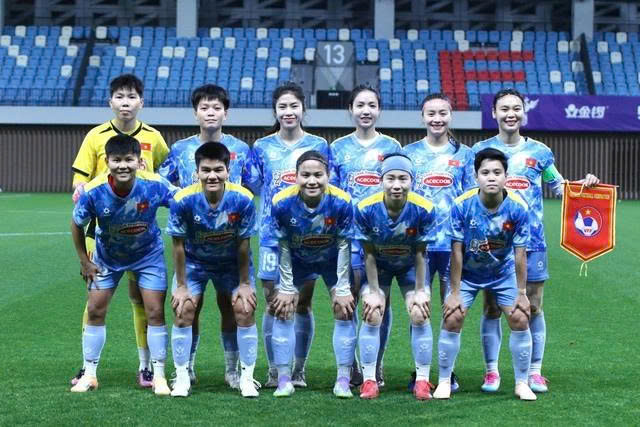 Tuyển nữ Việt Nam thua Trung Quốc, HLV Mai Đức Chung n&oacute;i g&igrave;?- Ảnh 1.