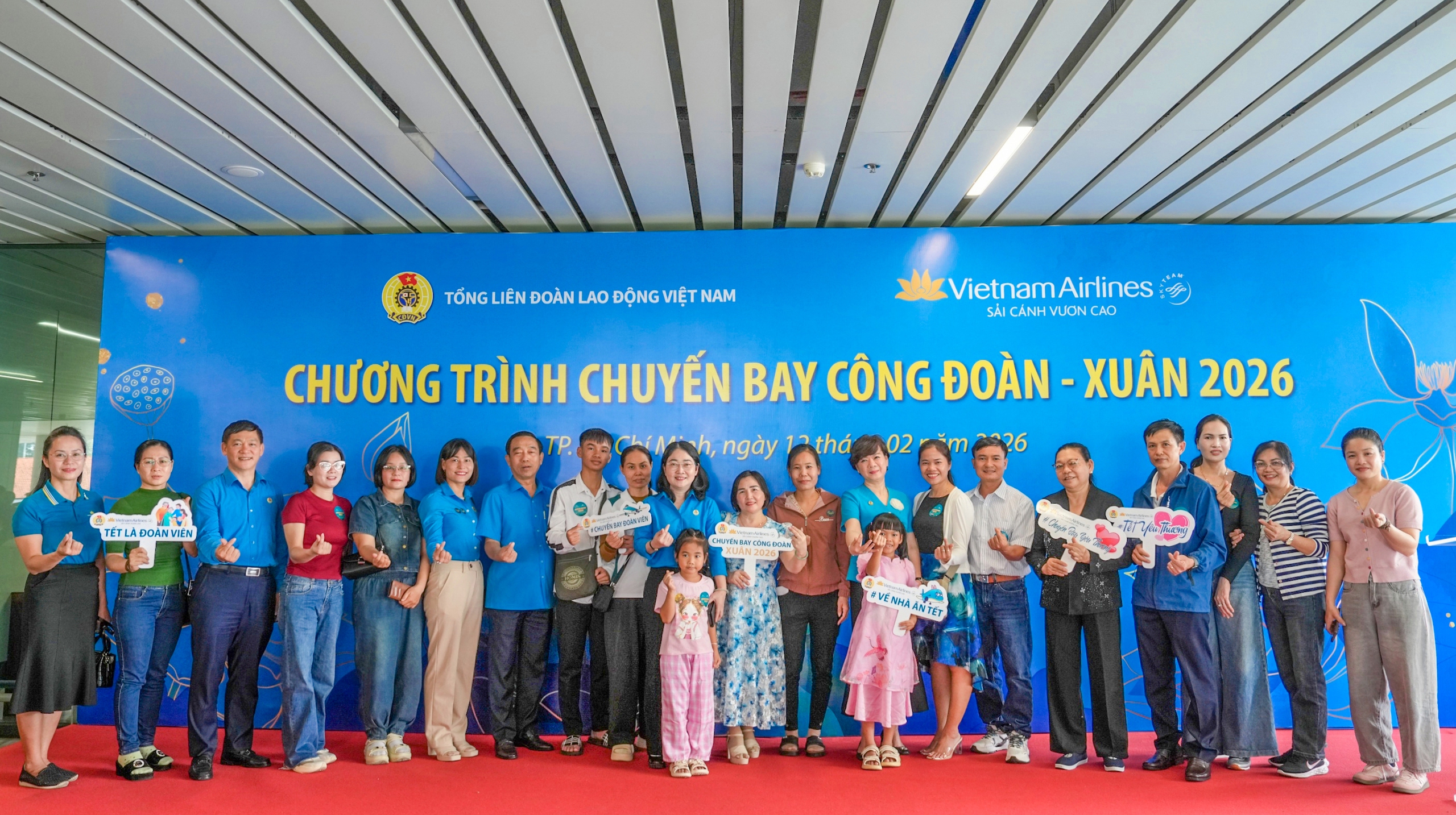 Những chuyến bay đặc biệt đưa người lao động về qu&ecirc; đ&oacute;n Tết- Ảnh 4.