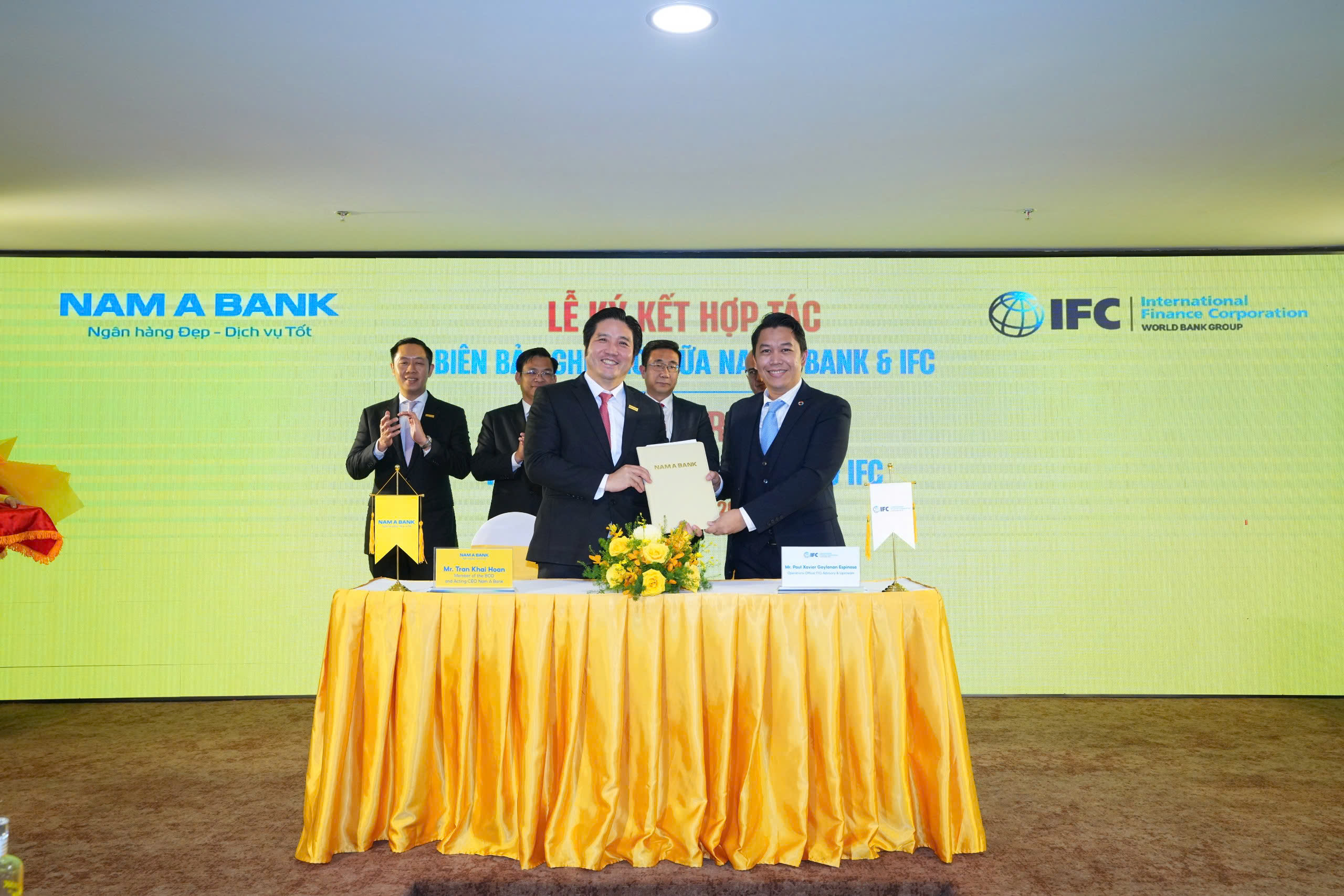 Nam A Bank k&yacute; h&agrave;ng loạt thỏa thuận thực hiện xanh h&oacute;a VIFC-HCMC- Ảnh 2.