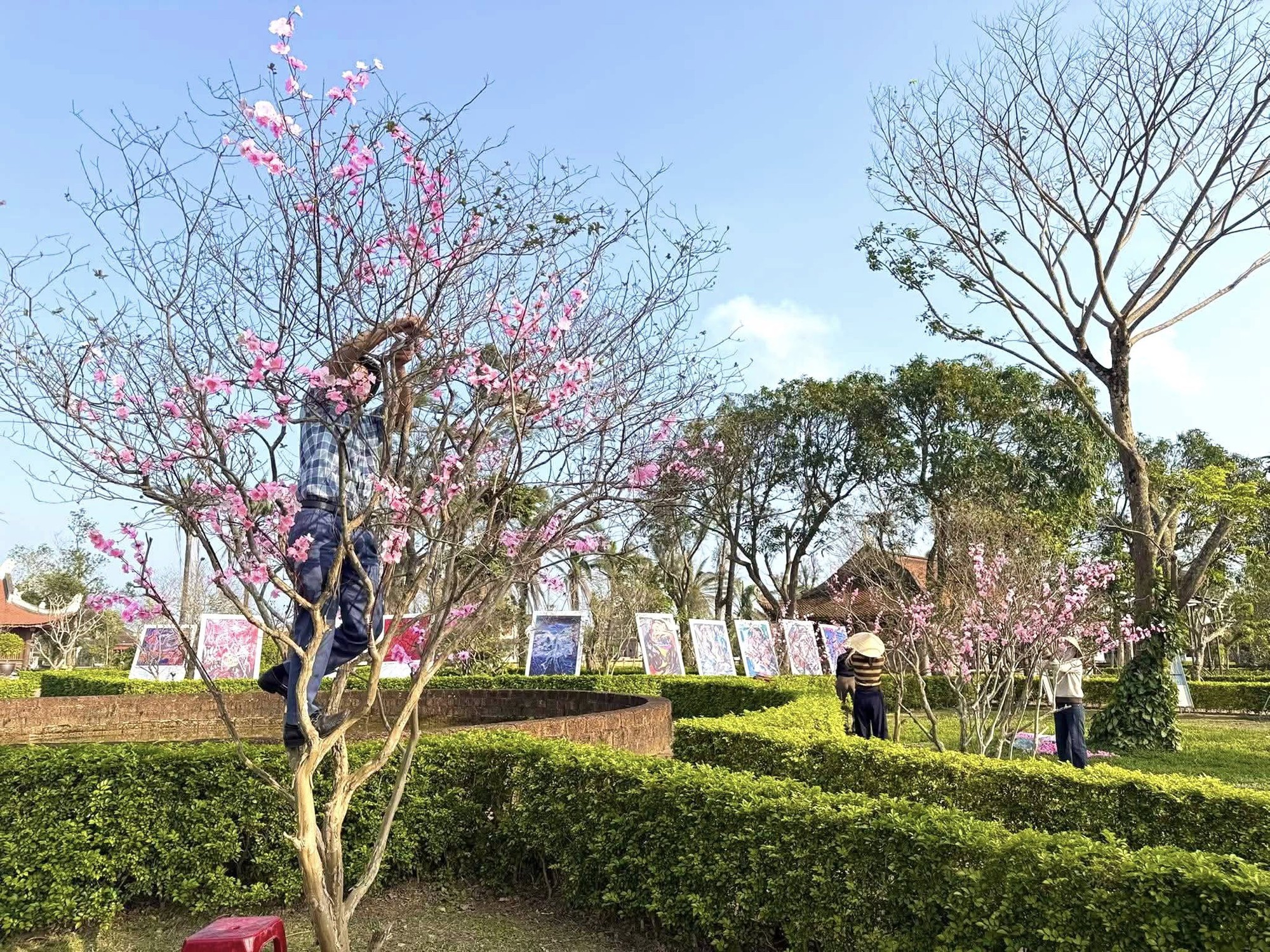 "Kho&aacute;c &aacute;o mới" - C&aacute;c điểm du lịch nổi tiếng H&agrave; Tĩnh sẵn s&agrave;ng đ&oacute;n kh&aacute;ch- Ảnh 2.