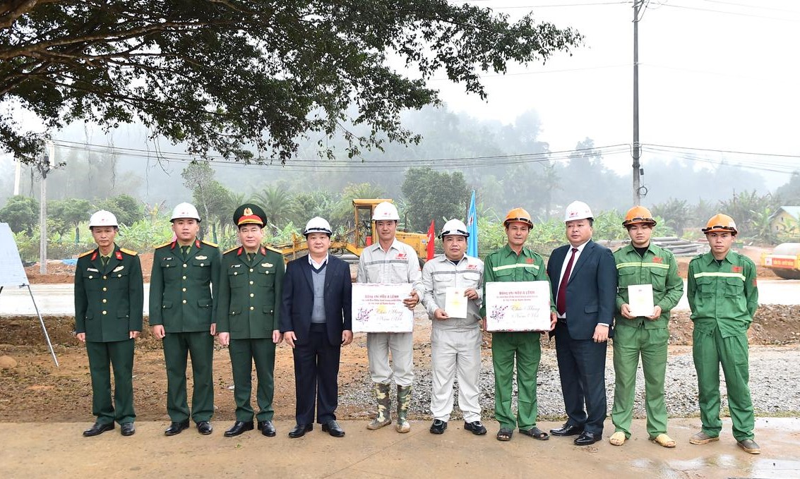 Tuy&ecirc;n Quang: Tăng tốc thi c&ocirc;ng đường c&aacute;ch mạng T&acirc;n Tr&agrave;o - Trung Y&ecirc;n, ho&agrave;n th&agrave;nh trước 19/5- Ảnh 10.