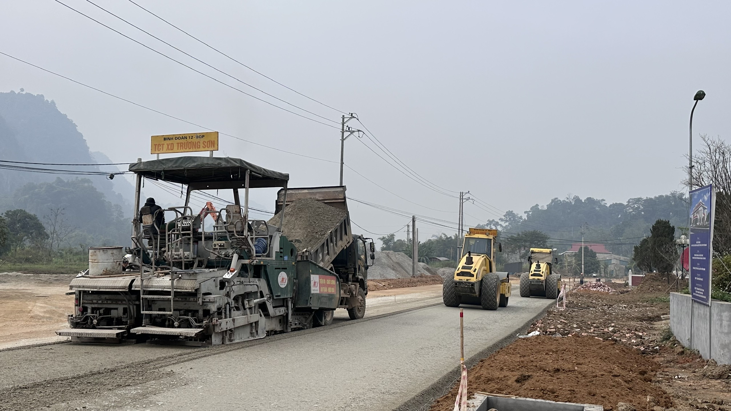 Tuy&ecirc;n Quang: Tăng tốc thi c&ocirc;ng đường c&aacute;ch mạng T&acirc;n Tr&agrave;o - Trung Y&ecirc;n, ho&agrave;n th&agrave;nh trước 19/5- Ảnh 4.