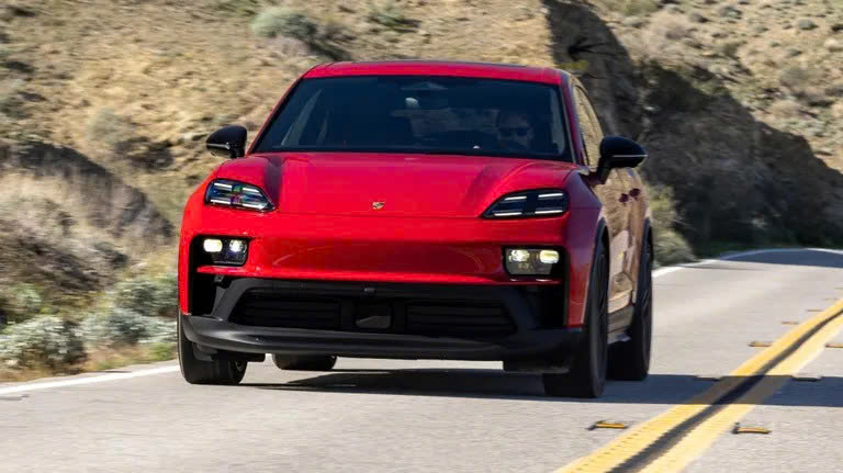 SUV điện Porsche đạt tốc độ 100km/h chỉ trong 3,6 giây- Ảnh 1.