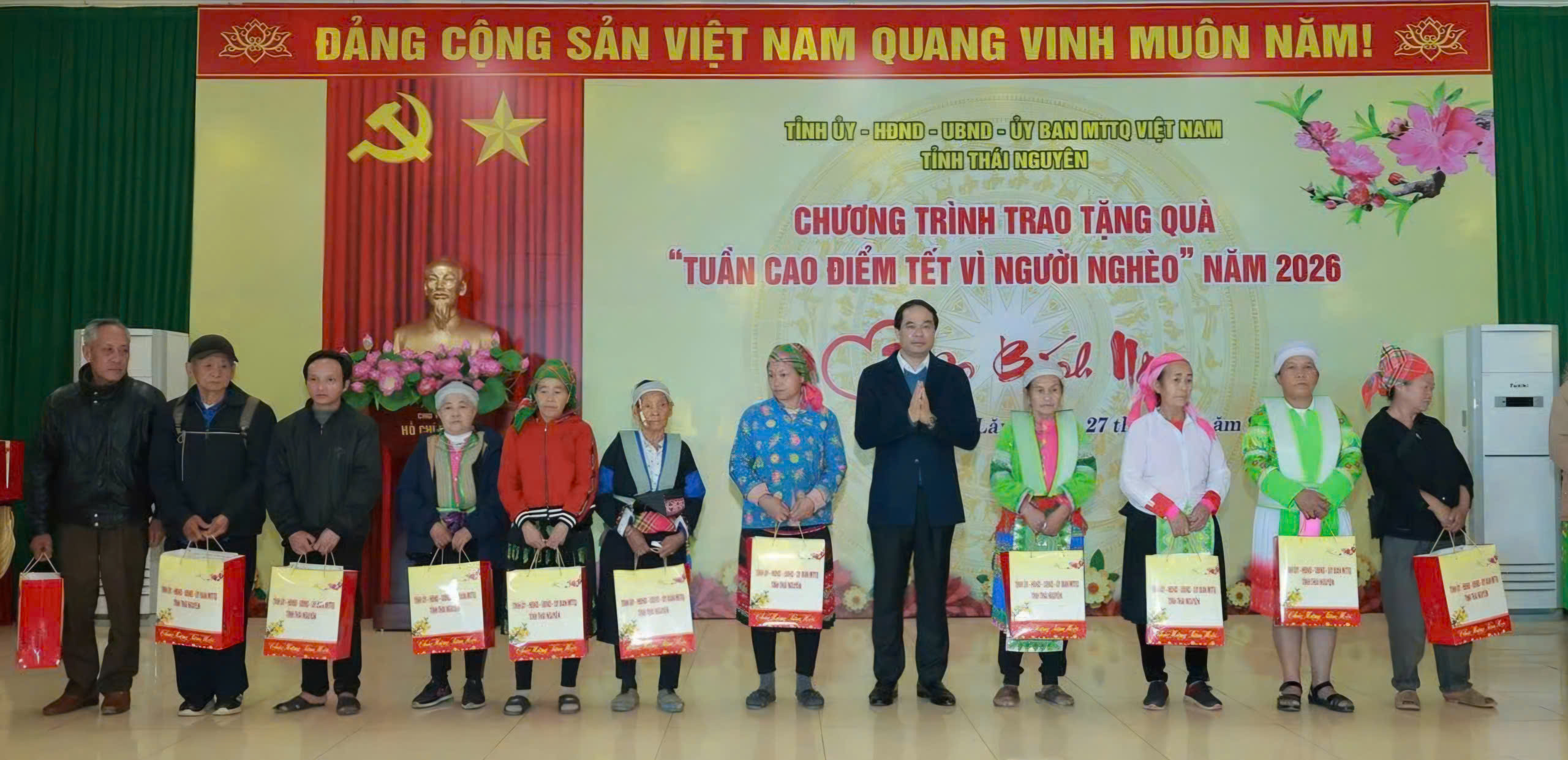 Th&aacute;i Nguy&ecirc;n bảo đảm Tết ấm cho người ngh&egrave;o- Ảnh 1.