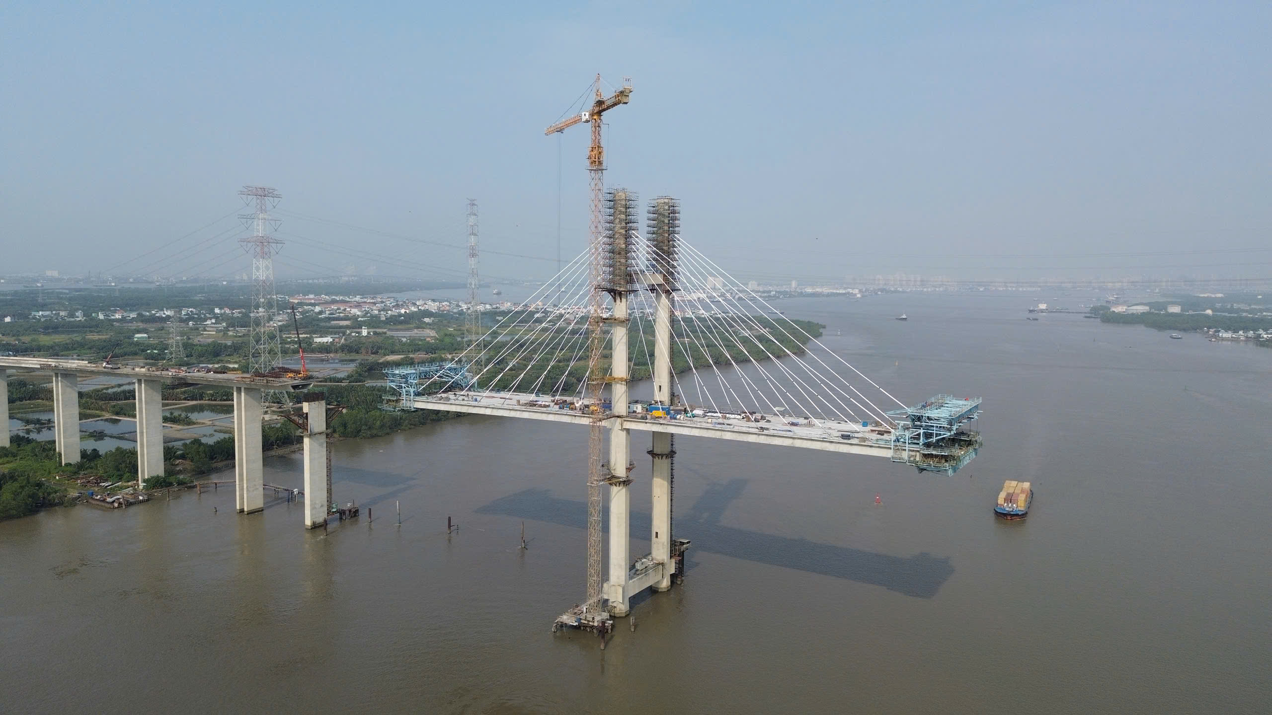 100 c&ocirc;ng nh&acirc;n, kỹ sư trắng đ&ecirc;m đổ b&ecirc; t&ocirc;ng cầu Phước Kh&aacute;nh nối Đồng Nai - TP.HCM- Ảnh 6.