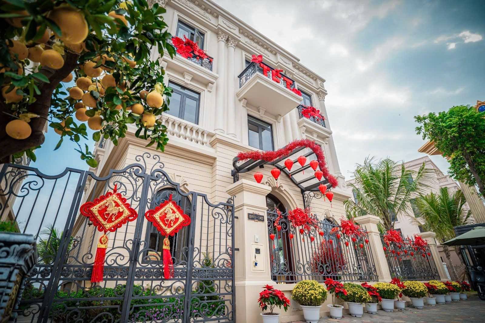 Không khí Tết ở những khu đô thị triệu USD- Ảnh 6. Không khí Tết ở những khu đô thị triệu USD- Ảnh 6.