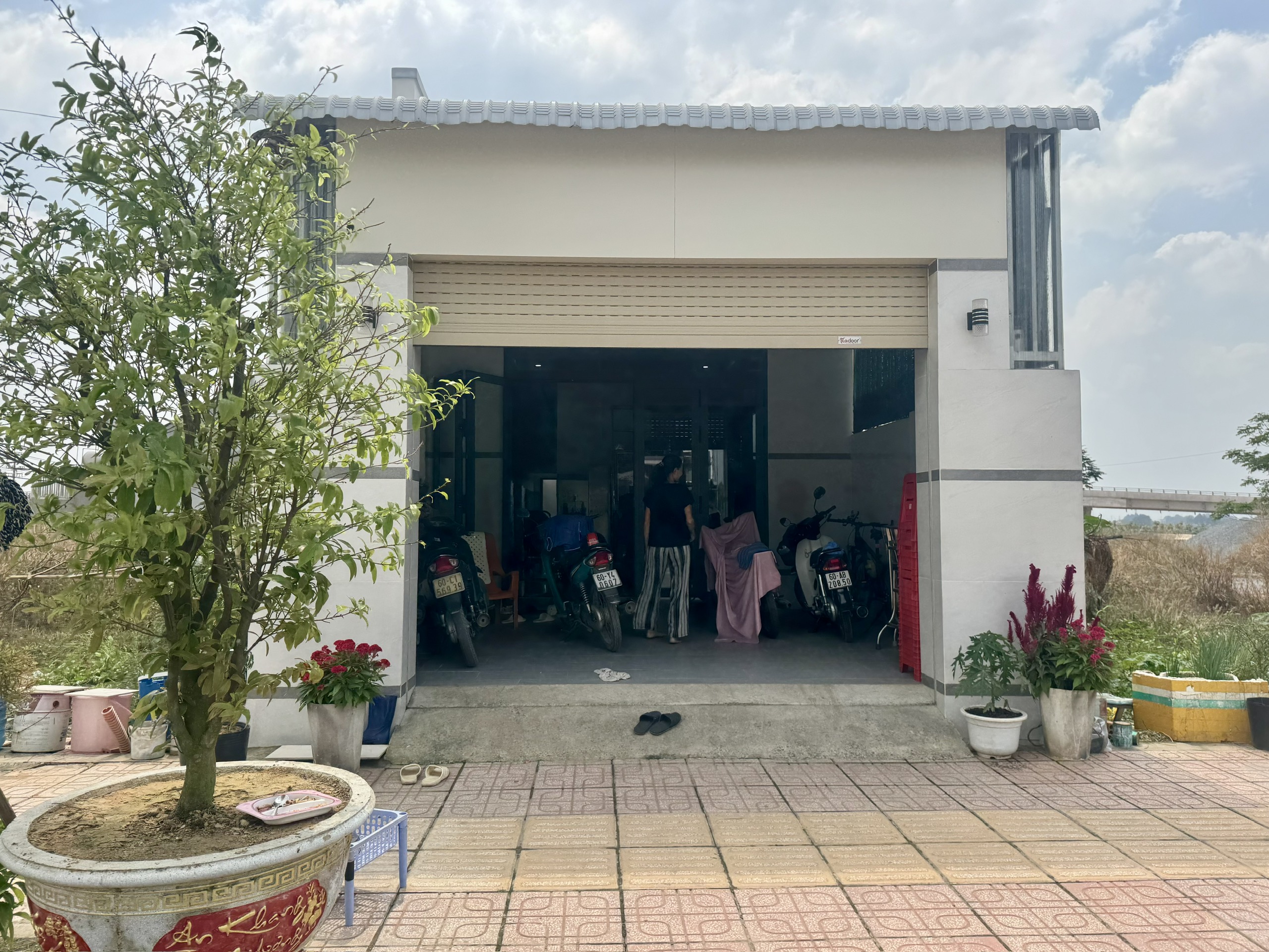 Tết trong ngôi nhà mới khang trang của người dân nhường đất làm cao tốc qua Đồng Nai- Ảnh 2. Tết trong ngôi nhà mới khang trang của người dân nhường đất làm cao tốc qua Đồng Nai- Ảnh 2.