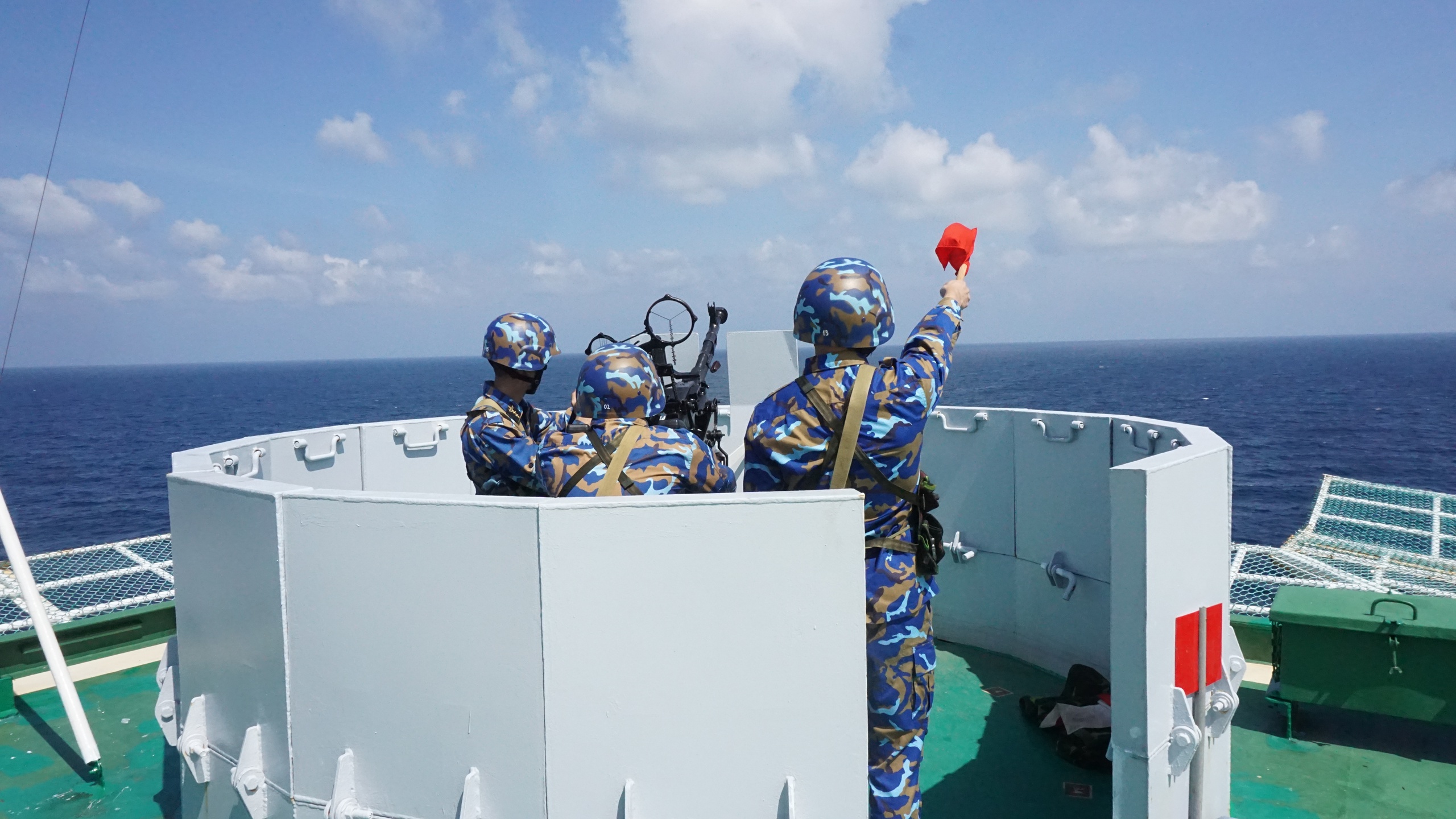 Tết giữa biển trời: Khi m&ugrave;a xu&acirc;n neo lại nh&agrave; gi&agrave;n DK1- Ảnh 9.