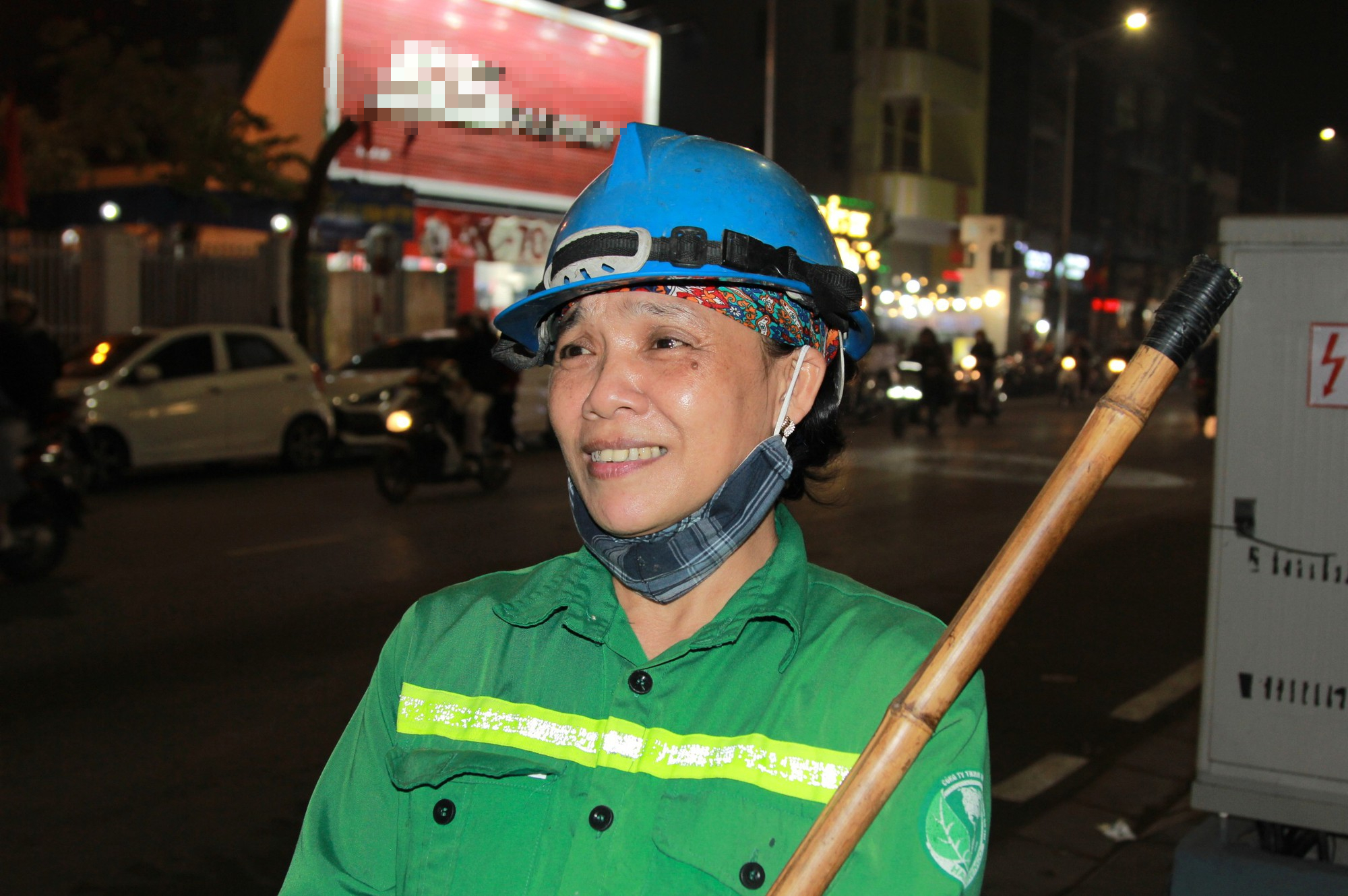 T&acirc;m sự của nữ lao c&ocirc;ng hơn 27 năm đ&oacute;n Giao thừa ngo&agrave;i đường- Ảnh 5.