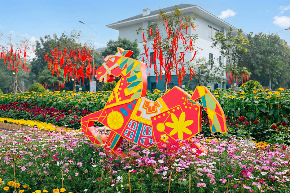 Không khí Tết ở những khu đô thị triệu USD- Ảnh 2. Không khí Tết ở những khu đô thị triệu USD- Ảnh 2.