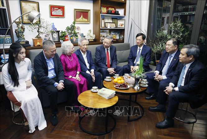Tổng Bí thư Tô Lâm thăm, chúc Tết Đảng bộ, chính quyền và nhân dân Hà Nội - Ảnh 7. Tổng Bí thư Tô Lâm thăm, chúc Tết Đảng bộ, chính quyền và nhân dân Hà Nội - Ảnh 7.