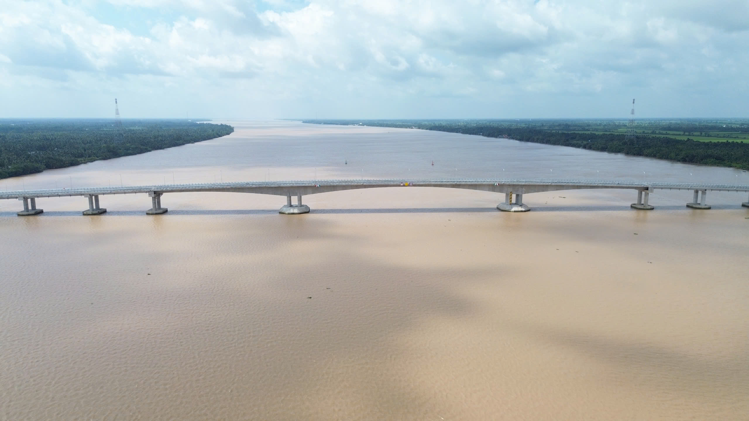 Dự án cầu Đại Ngãi đạt tiến độ hơn 65%, giải ngân vượt kế hoạch- Ảnh 3. Dự án cầu Đại Ngãi đạt tiến độ hơn 65%, giải ngân vượt kế hoạch- Ảnh 3.