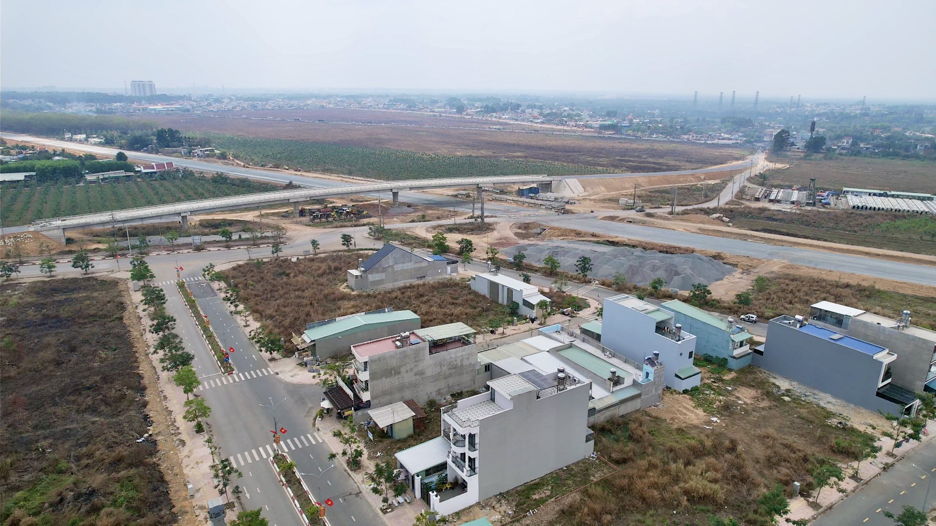 S&acirc;n bay Long Th&agrave;nh v&agrave; mạng lưới cao tốc: Đ&ograve;n bẩy đưa Đồng Nai th&agrave;nh cực tăng trưởng- Ảnh 11.