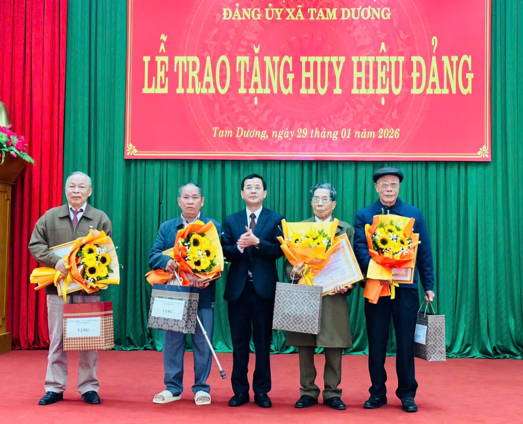 Ph&uacute; Thọ: X&atilde; Tam Dương x&acirc;y dựng Đảng vững mạnh, th&uacute;c đẩy ph&aacute;t triển to&agrave;n diện, bền vững- Ảnh 5.