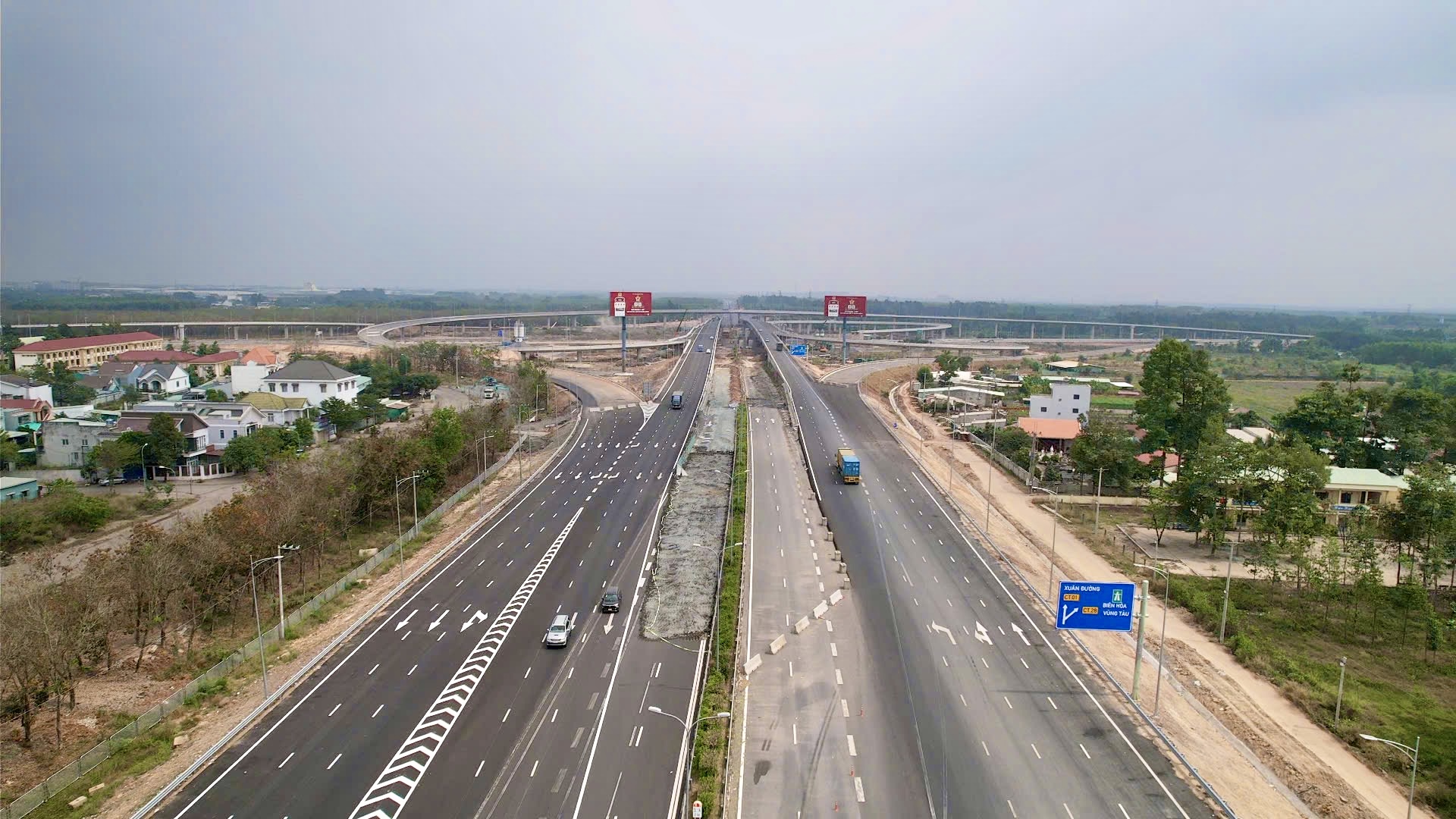 S&acirc;n bay Long Th&agrave;nh v&agrave; mạng lưới cao tốc: Đ&ograve;n bẩy đưa Đồng Nai th&agrave;nh cực tăng trưởng- Ảnh 8.