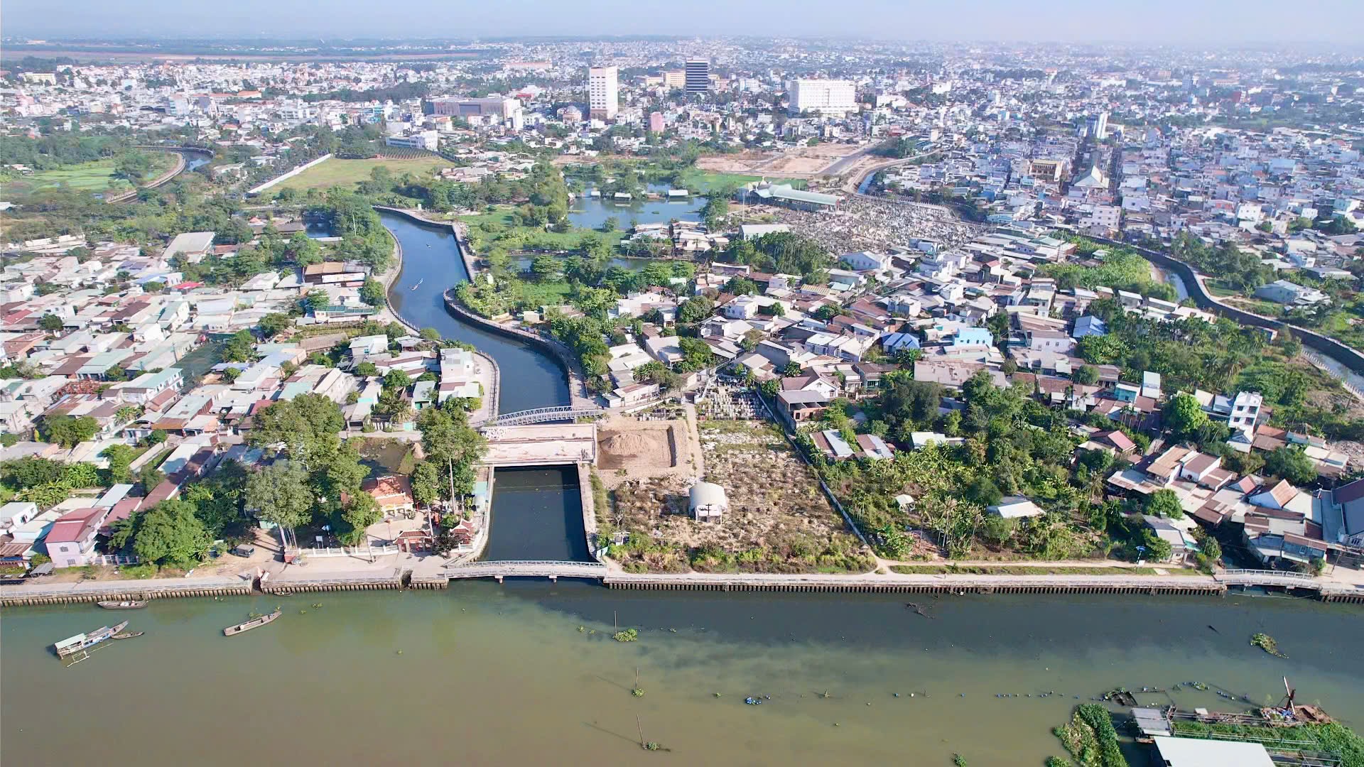 S&acirc;n bay Long Th&agrave;nh v&agrave; mạng lưới cao tốc: Đ&ograve;n bẩy đưa Đồng Nai th&agrave;nh cực tăng trưởng- Ảnh 7.
