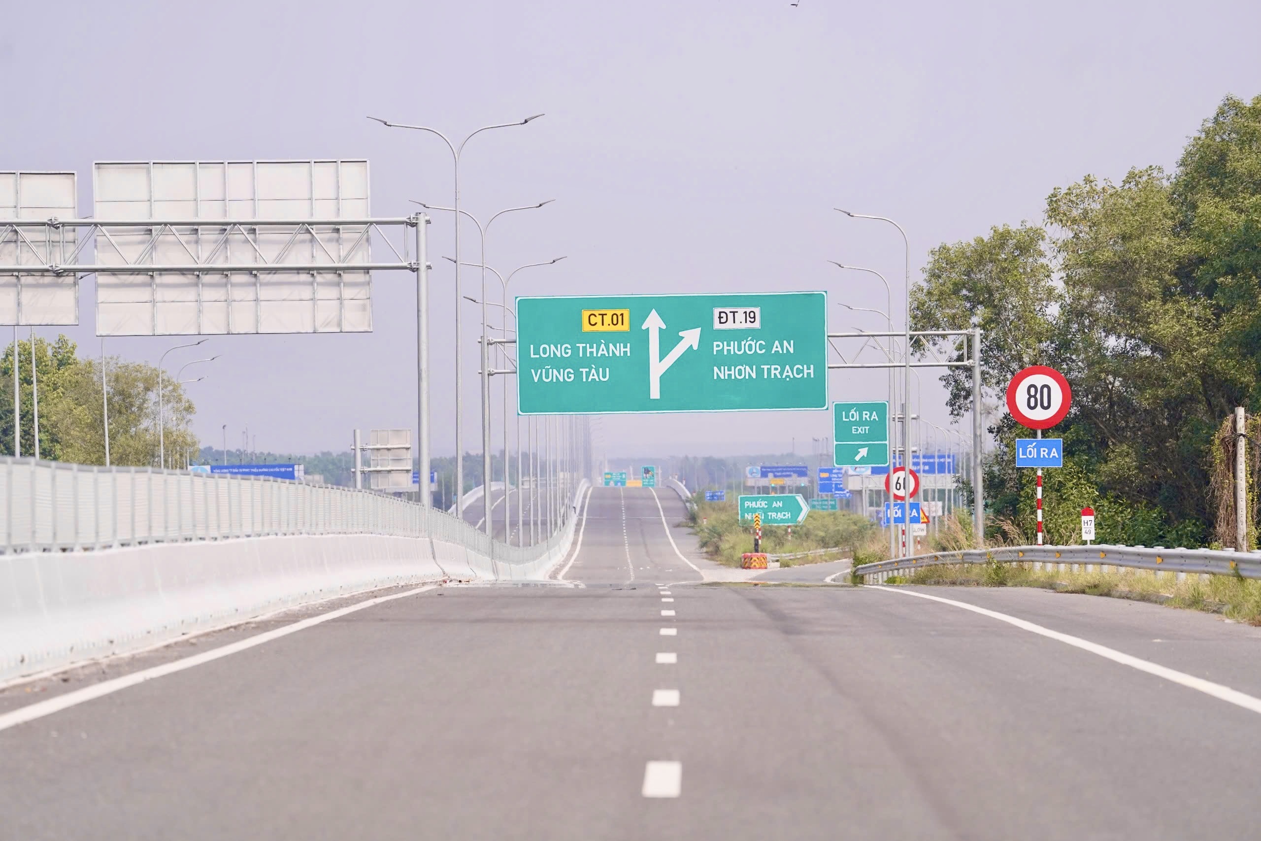 S&acirc;n bay Long Th&agrave;nh v&agrave; mạng lưới cao tốc: Đ&ograve;n bẩy đưa Đồng Nai th&agrave;nh cực tăng trưởng- Ảnh 2.