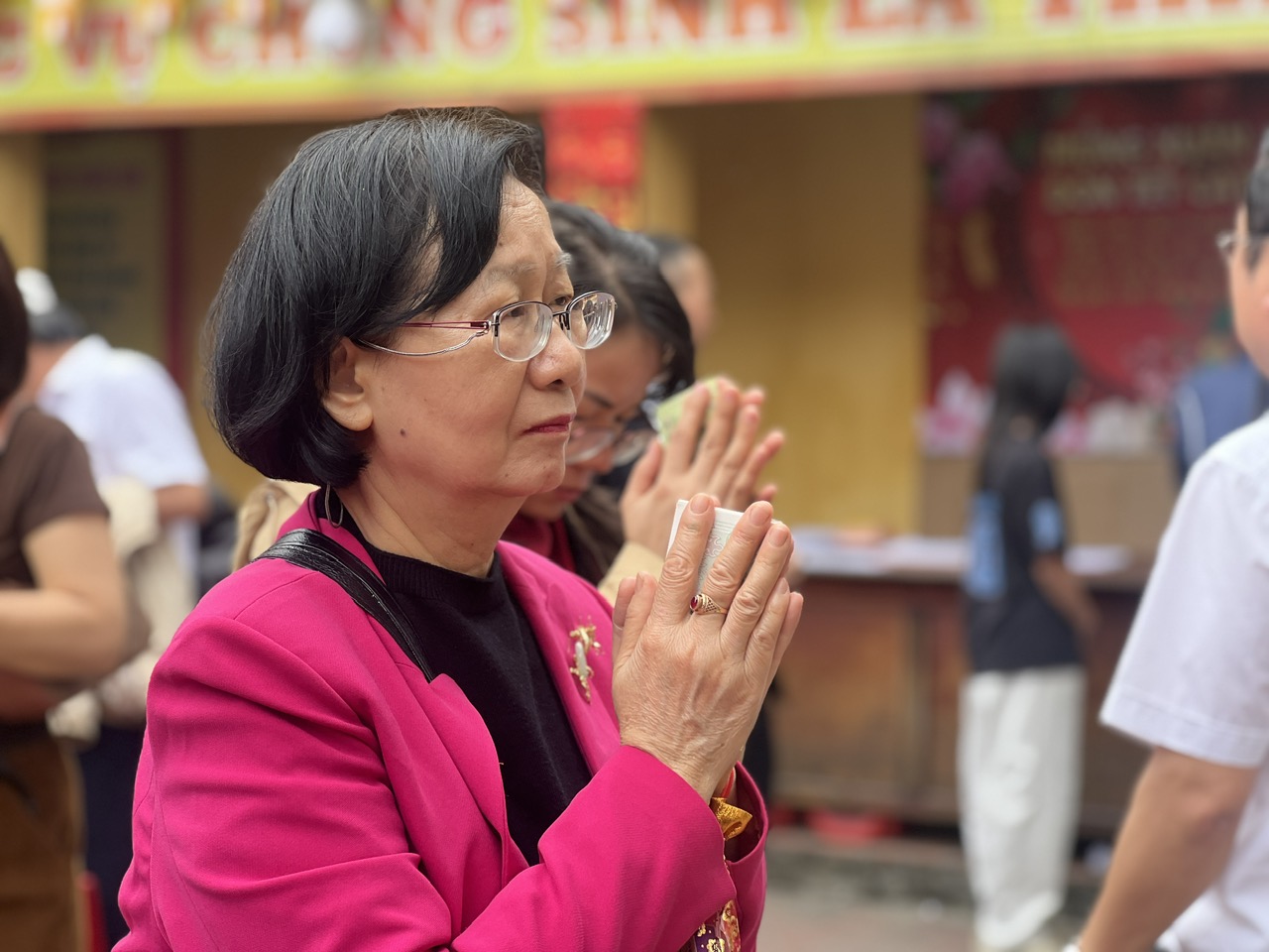 H&agrave; Nội: Người d&acirc;n nườm nượp đi lễ đầu năm- Ảnh 20.