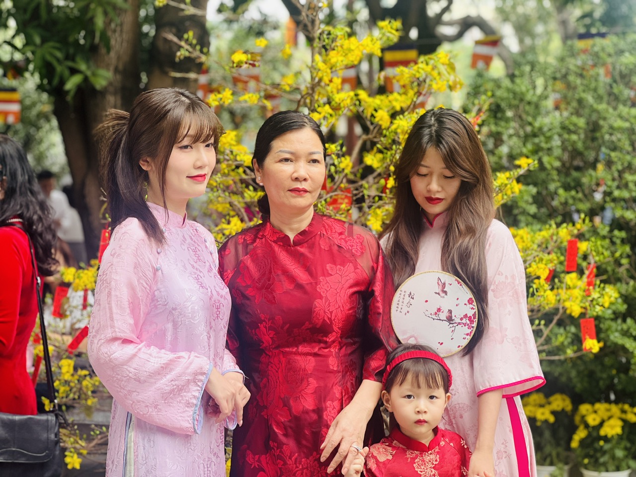 H&agrave; Nội: Người d&acirc;n nườm nượp đi lễ đầu năm- Ảnh 10.