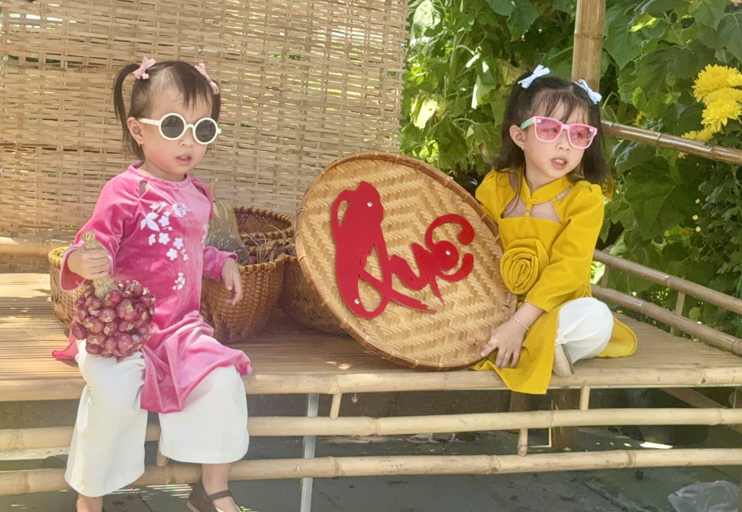 Người dân xếp hàng dâng hương nhà thờ Bác Hồ tại Tỉnh ủy Đồng Nai- Ảnh 15. Người dân xếp hàng dâng hương nhà thờ Bác Hồ tại Tỉnh ủy Đồng Nai- Ảnh 15.