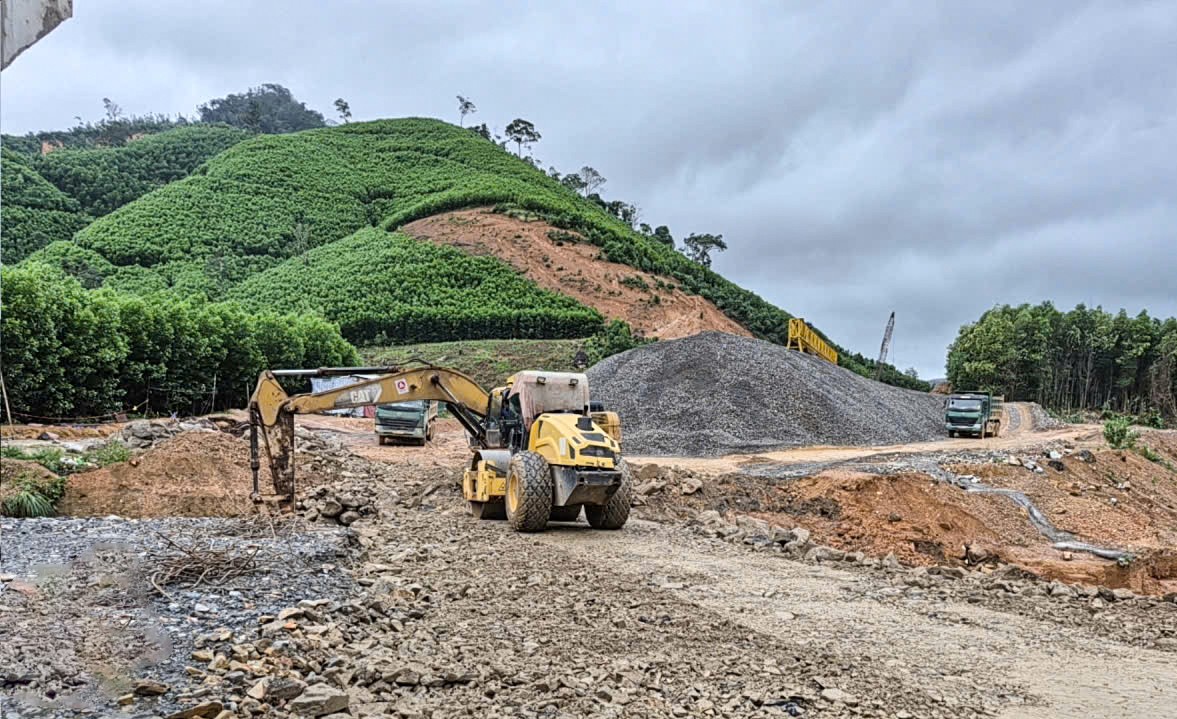 Siết kỷ luật, không đánh đổi môi trường lấy tăng trưởng trong phát triển vật liệu xây dựng- Ảnh 5. C:\Users\ASUS\AppData\Local\Temp\{BA84A2EA-9C3D-4E50-93F4-6E845660CA46}.tmp