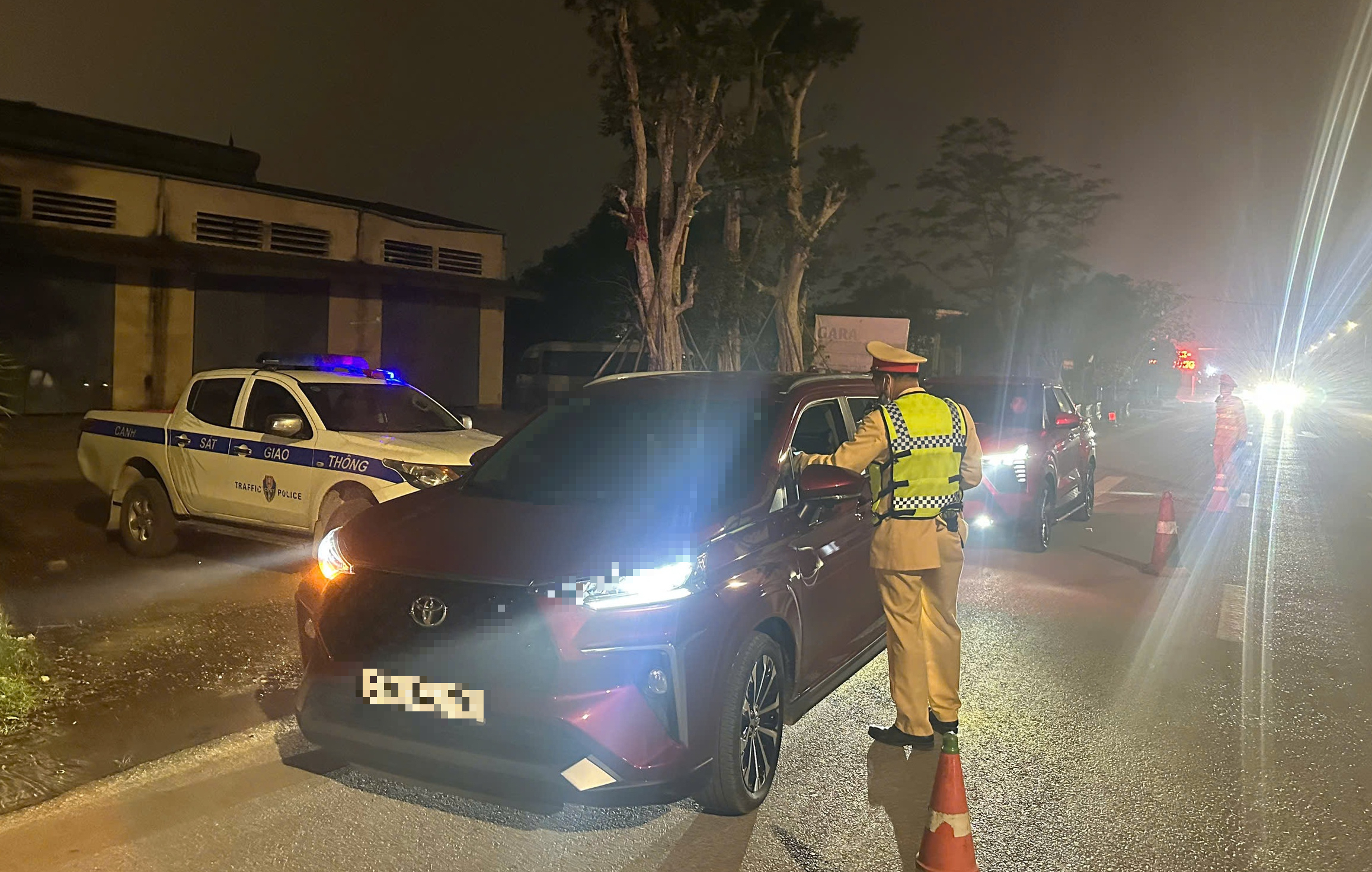 Nghệ An: Kh&ocirc;ng c&oacute; v&ugrave;ng cấm, kh&ocirc;ng c&oacute; ngoại lệ, xuy&ecirc;n Tết xử l&yacute; vi phạm nồng độ cồn- Ảnh 3.