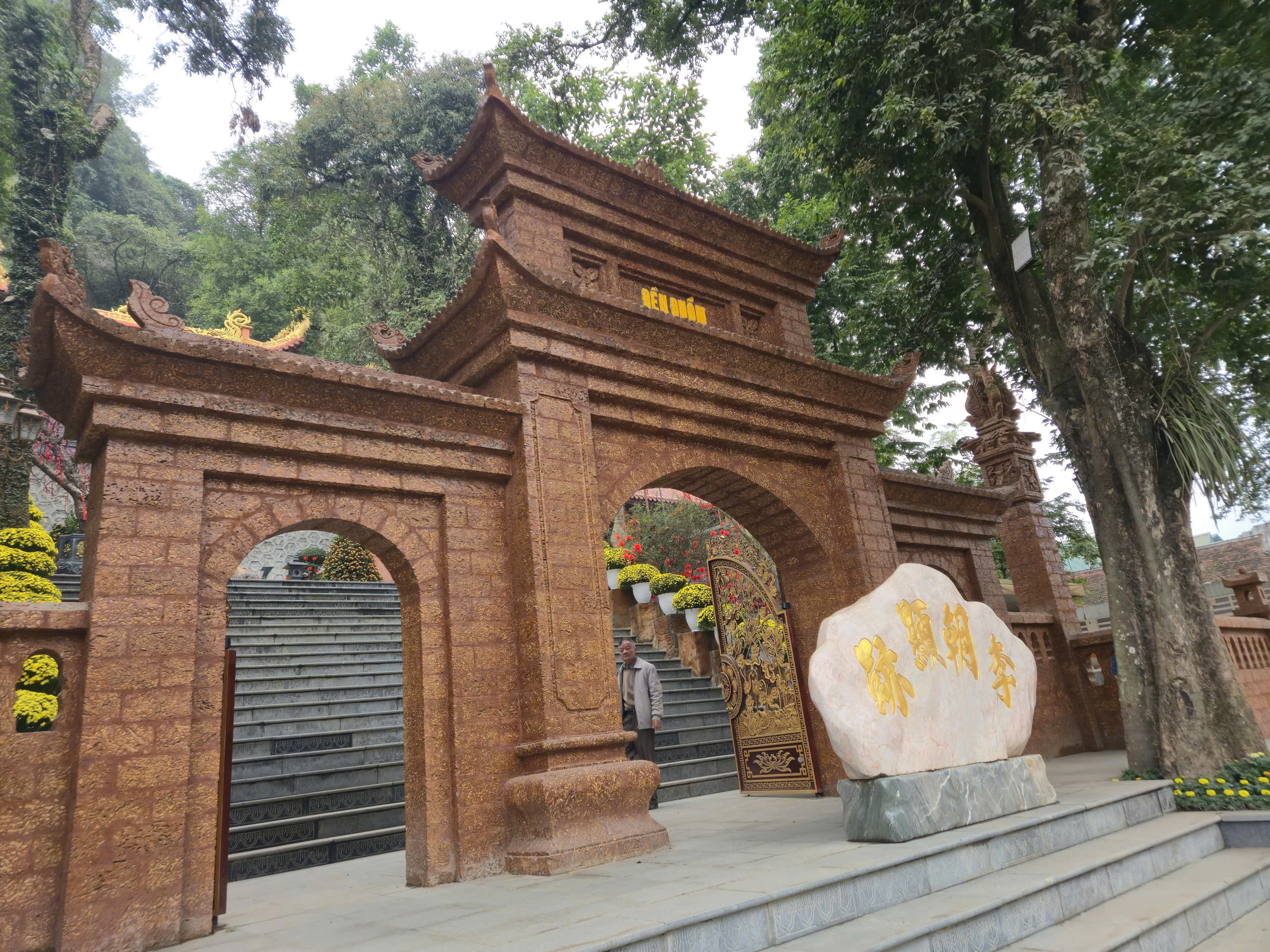 Đền Đuổm hồi sinh diện mạo, g&igrave;n giữ hồn xưa nguy&ecirc;n vẹn- Ảnh 33.