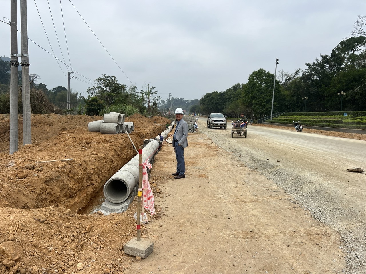 Đ&oacute;n Tết tr&ecirc;n c&ocirc;ng trường, Đường c&aacute;ch mạng T&acirc;n Tr&agrave;o - Trung Y&ecirc;n đẩy nhanh tiến độ- Ảnh 5.