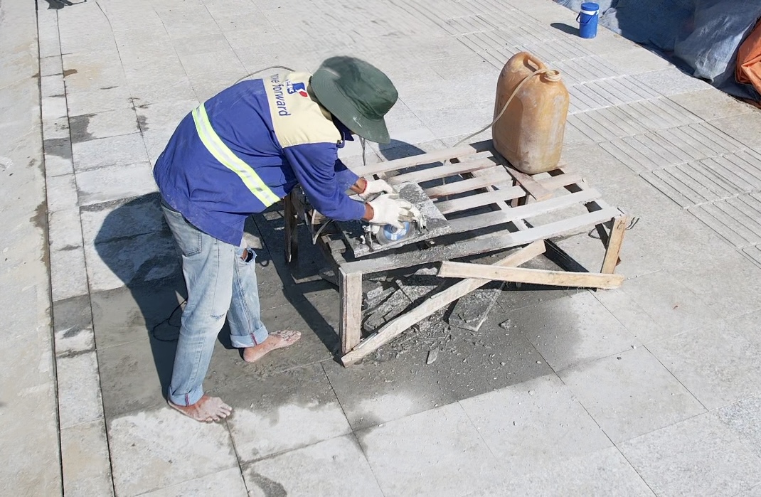 Cầu Thống Nhất khoác áo mới, sẵn sàng thông xe kỹ thuật- Ảnh 5. Cầu Thống Nhất khoác áo mới, sẵn sàng thông xe kỹ thuật- Ảnh 5.