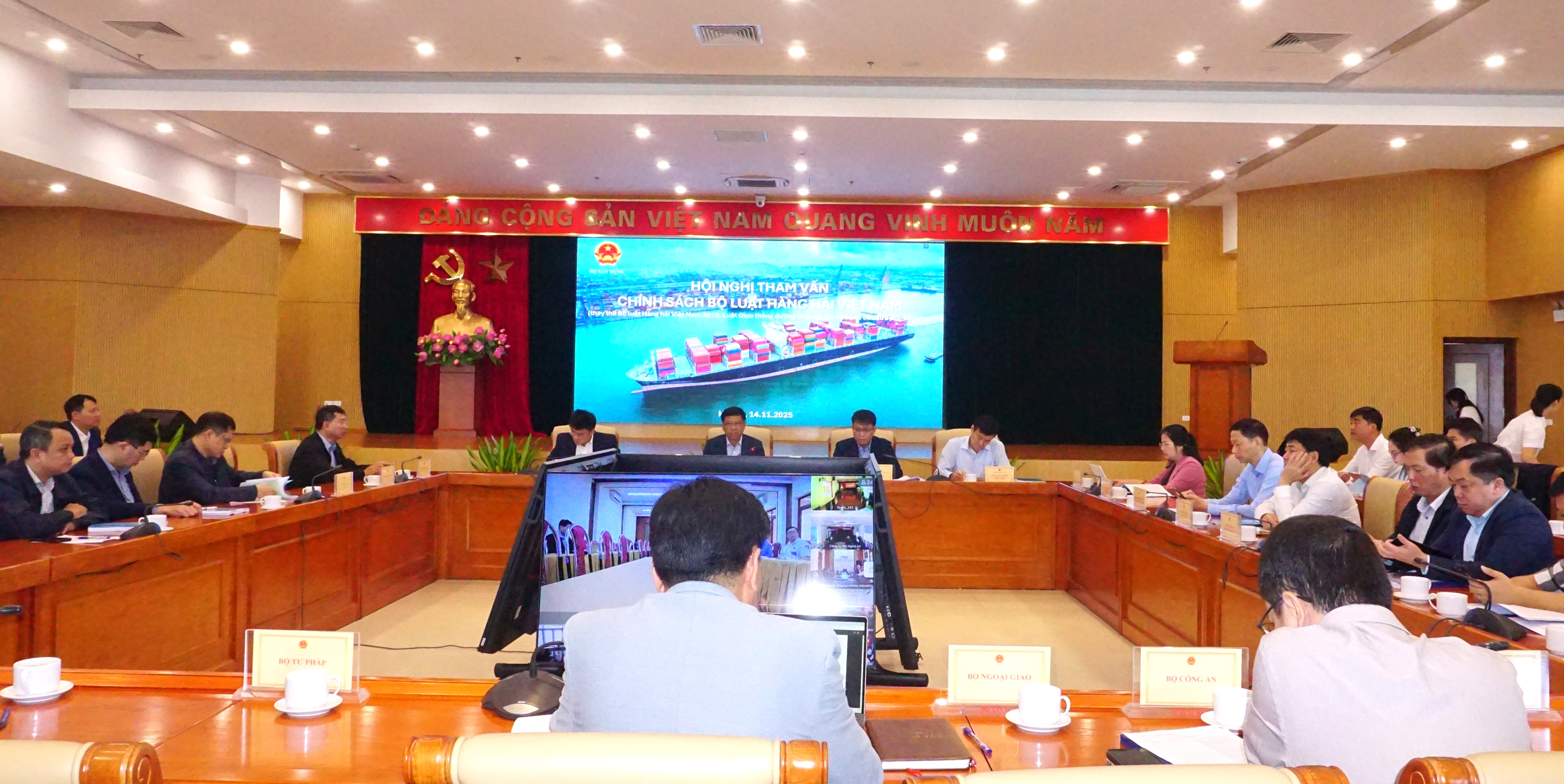 Tăng cường truyền th&ocirc;ng ch&iacute;nh s&aacute;ch khi x&acirc;y dựng văn bản quy phạm ph&aacute;p luật- Ảnh 1.