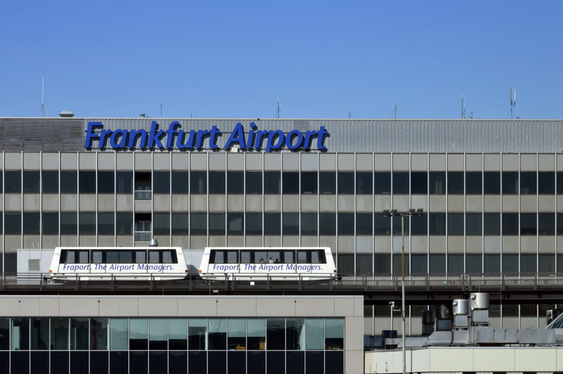 Sân bay Đức thử nghiệm công nghệ mới hỗ trợ hành khách khiếm thính- Ảnh 1. Sân bay Đức thử nghiệm công nghệ mới hỗ trợ hành khách khiếm thính- Ảnh 1.