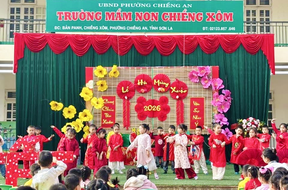 Tết đến sớm trong những ng&ocirc;i trường mầm non v&ugrave;ng cao Sơn La- Ảnh 2.