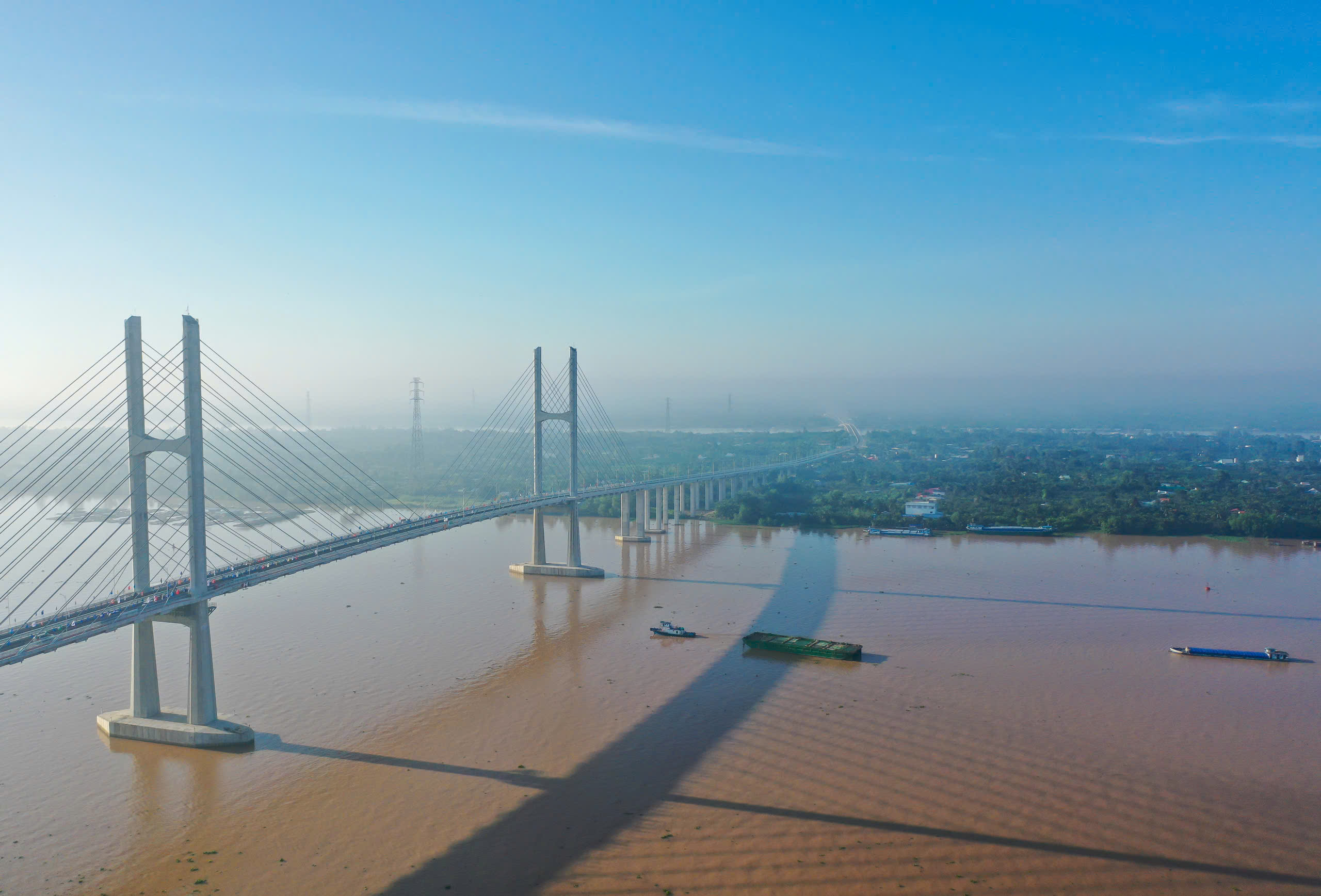 Cửa ngõ miền Tây "khoác áo mới" nhờ những cây cầu nghìn tỷ bắc qua sông Tiền- Ảnh 7. Cửa ngõ miền Tây "khoác áo mới" nhờ những cây cầu nghìn tỷ bắc qua sông Tiền- Ảnh 7.