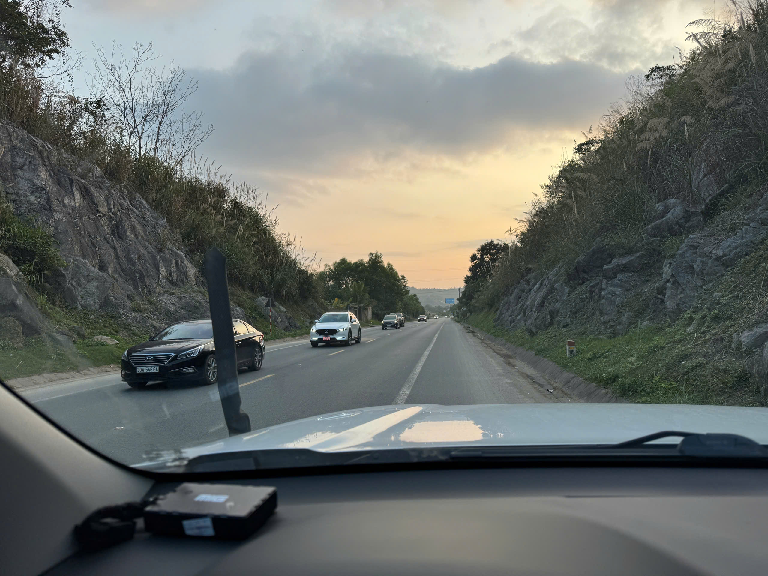 Phú Thọ: 29 tài xế bị tước giấy phép lái xe dịp nghỉ tết Nguyên đán- Ảnh 12. Phú Thọ: 29 tài xế bị tước giấy phép lái xe dịp nghỉ tết Nguyên đán- Ảnh 12.