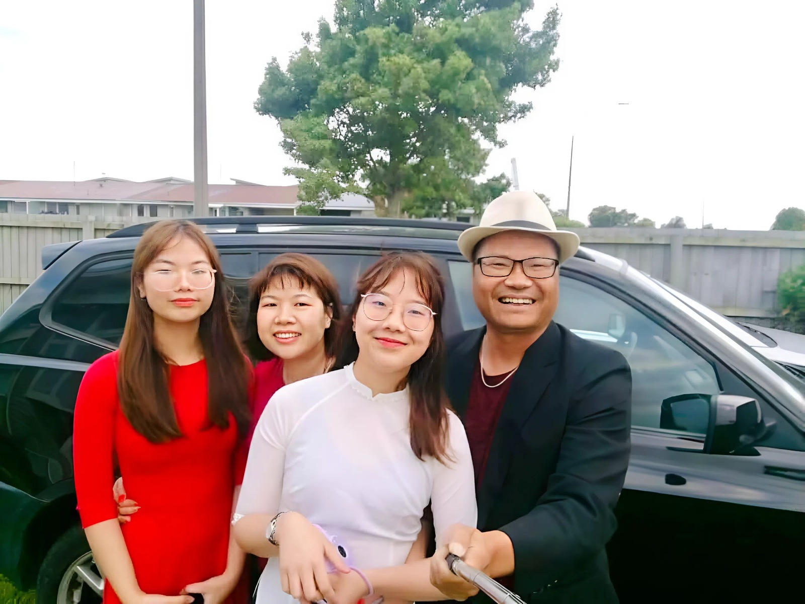 Ấm &aacute;p Tết Việt nơi xứ người- Ảnh 2.