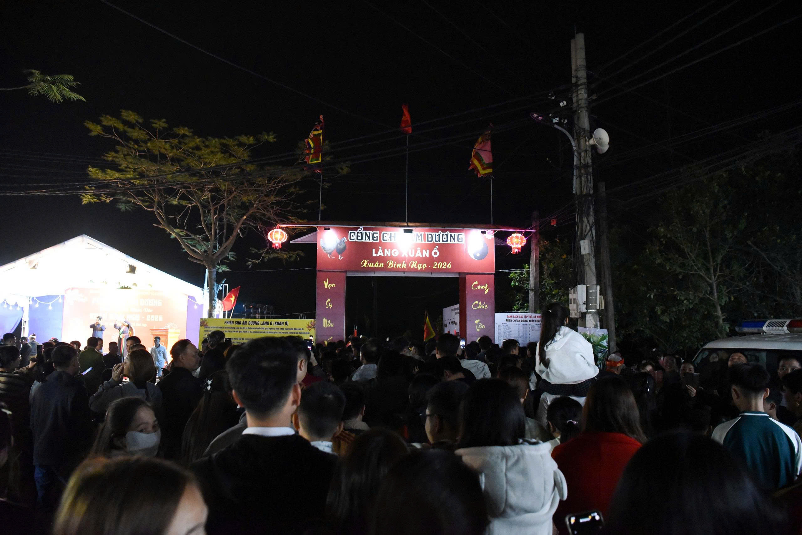 Có gì bên trong chợ Âm Dương, mỗi năm họp một phiên ở Bắc Ninh?- Ảnh 1. Có gì bên trong chợ Âm Dương, mỗi năm họp một phiên ở Bắc Ninh?- Ảnh 1.