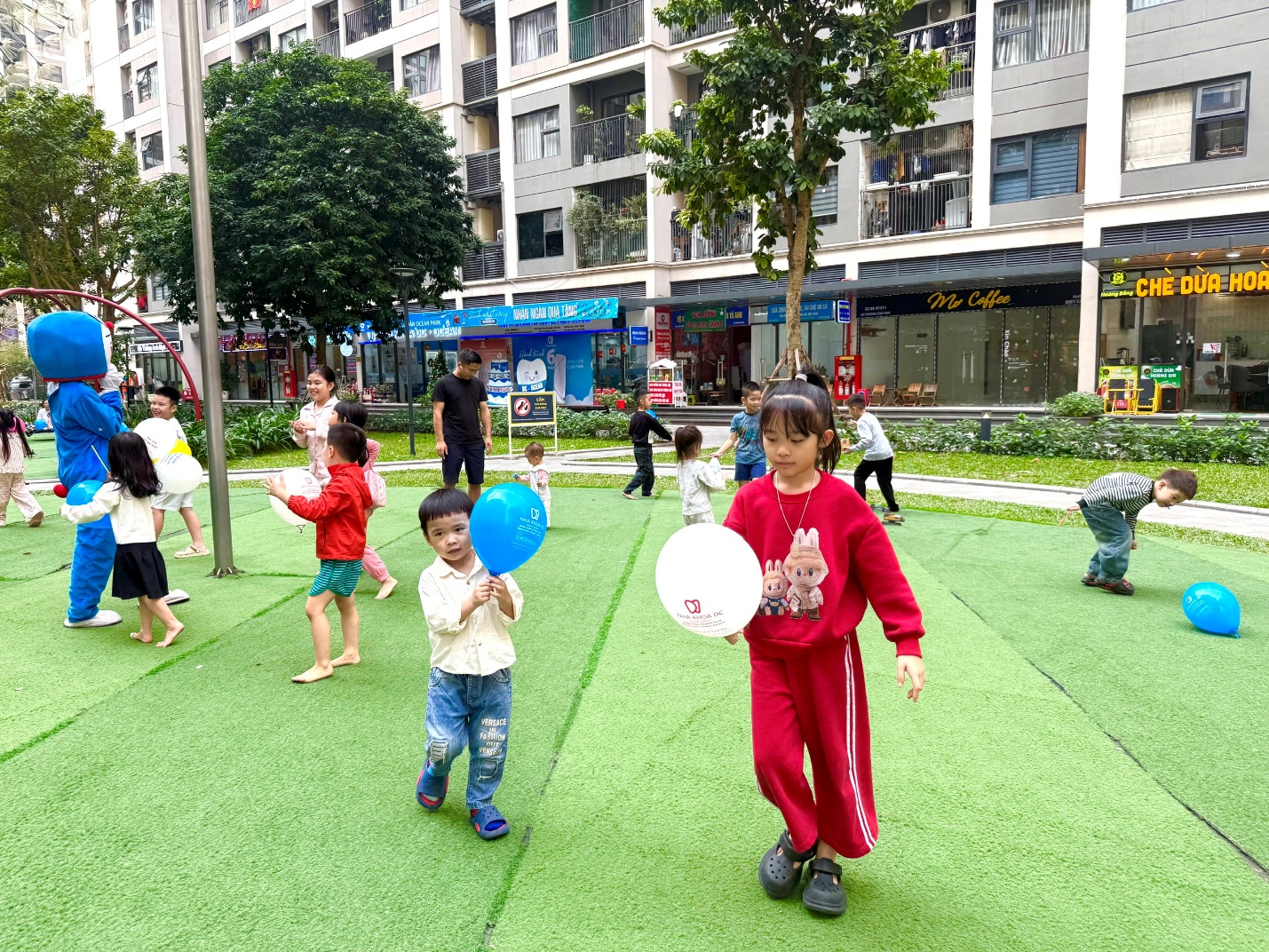 Sau 40 năm đổi mới, đô thị Việt Nam cần tái cấu trúc mô hình quản trị- Ảnh 2. Sau 40 năm đổi mới, đô thị Việt Nam cần tái cấu trúc mô hình quản trị- Ảnh 2.