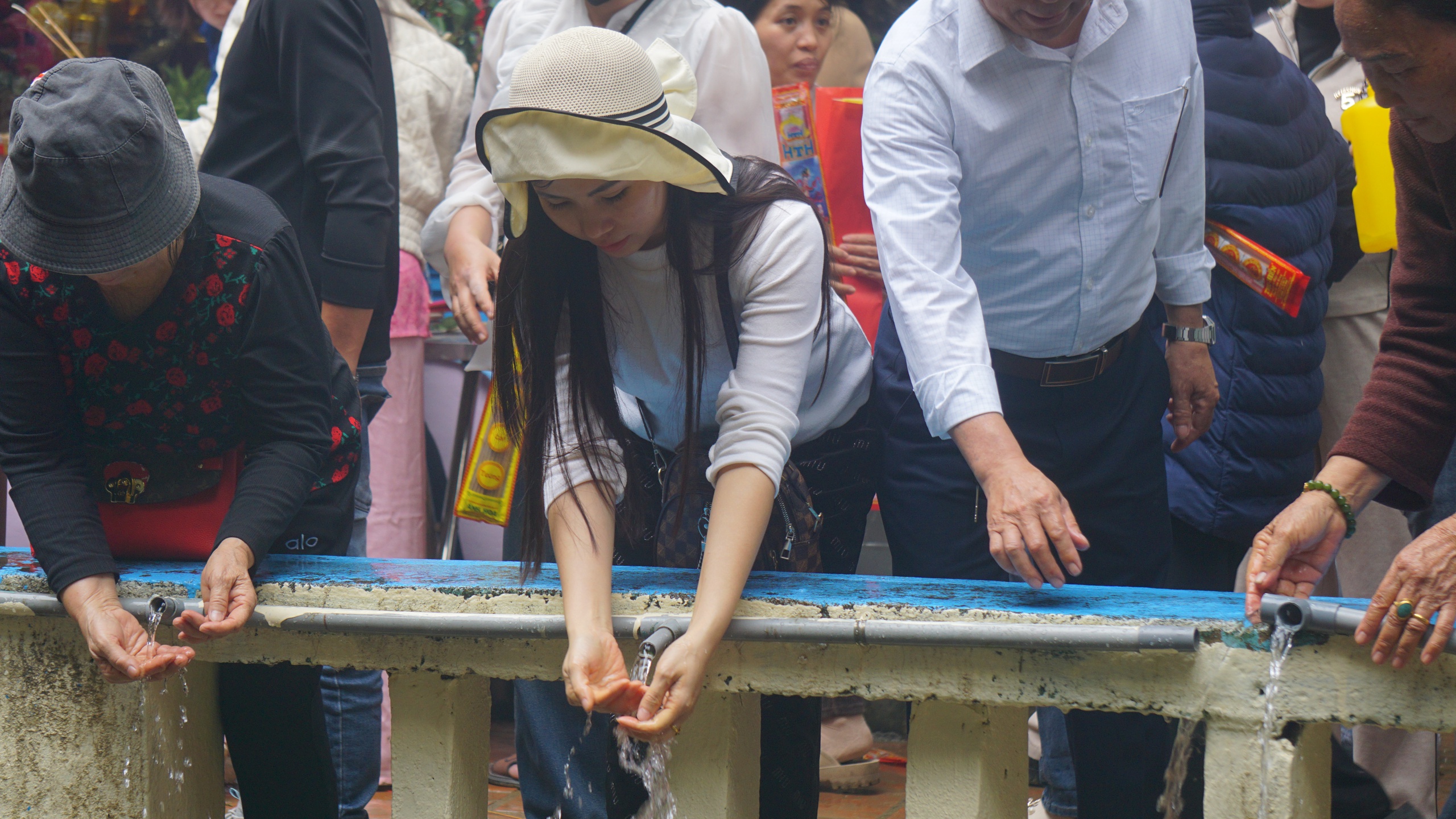 Nhiều khu du lịch tâm linh ở Thanh Hóa hút khách đầu năm- Ảnh 2. Nhiều khu du lịch tâm linh ở Thanh Hóa hút khách đầu năm- Ảnh 2.