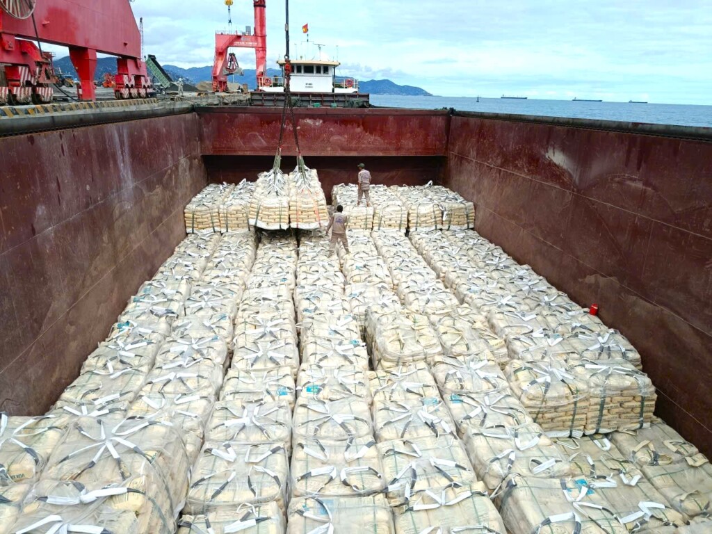 Doanh nghiệp vật liệu tư nh&acirc;n kỳ vọng m&ocirc;i trường kinh doanh minh bạch, th&ocirc;ng tho&aacute;ng- Ảnh 7.