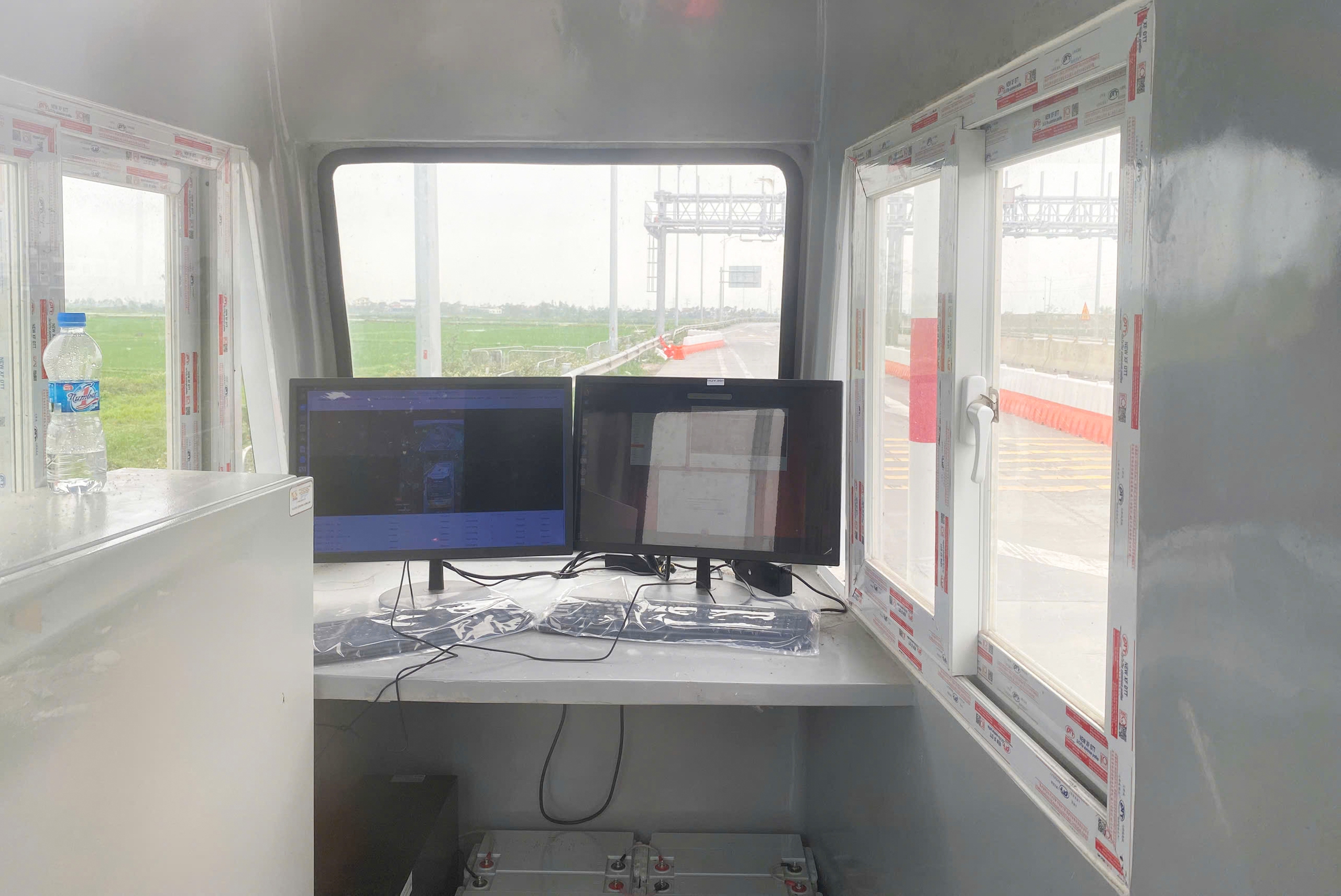 Hoàn thiện hạ tầng, cao tốc qua Nghệ An, Thanh Hóa sẵn sàng thu phí- Ảnh 3. Hoàn thiện hạ tầng, cao tốc qua Nghệ An, Thanh Hóa sẵn sàng thu phí- Ảnh 3.