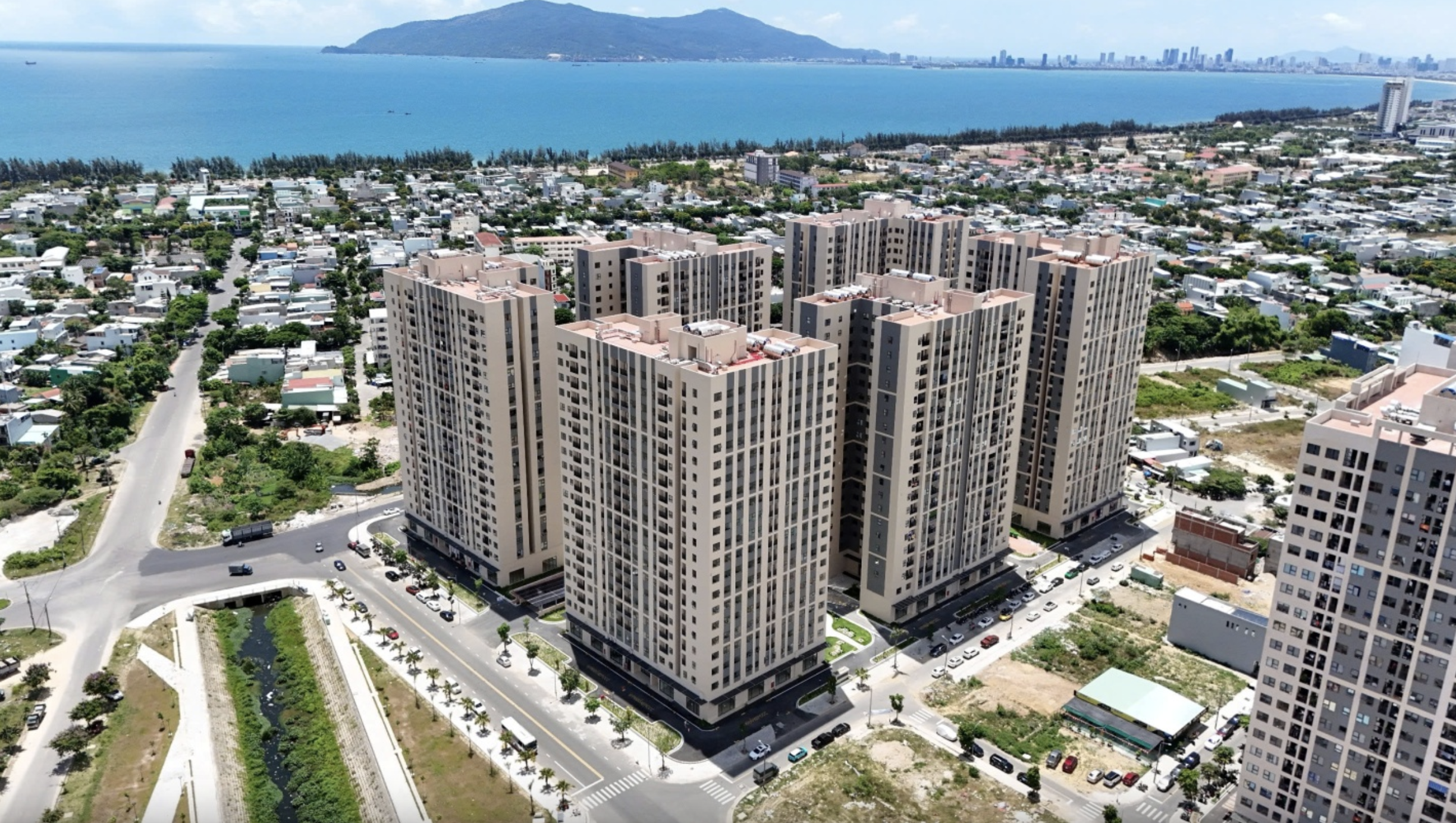 Bộ Xây dựng quyết tâm giải ngân trên 95% vốn đầu tư công năm 2026- Ảnh 2. Bộ Xây dựng quyết tâm giải ngân trên 95% vốn đầu tư công năm 2026- Ảnh 2.