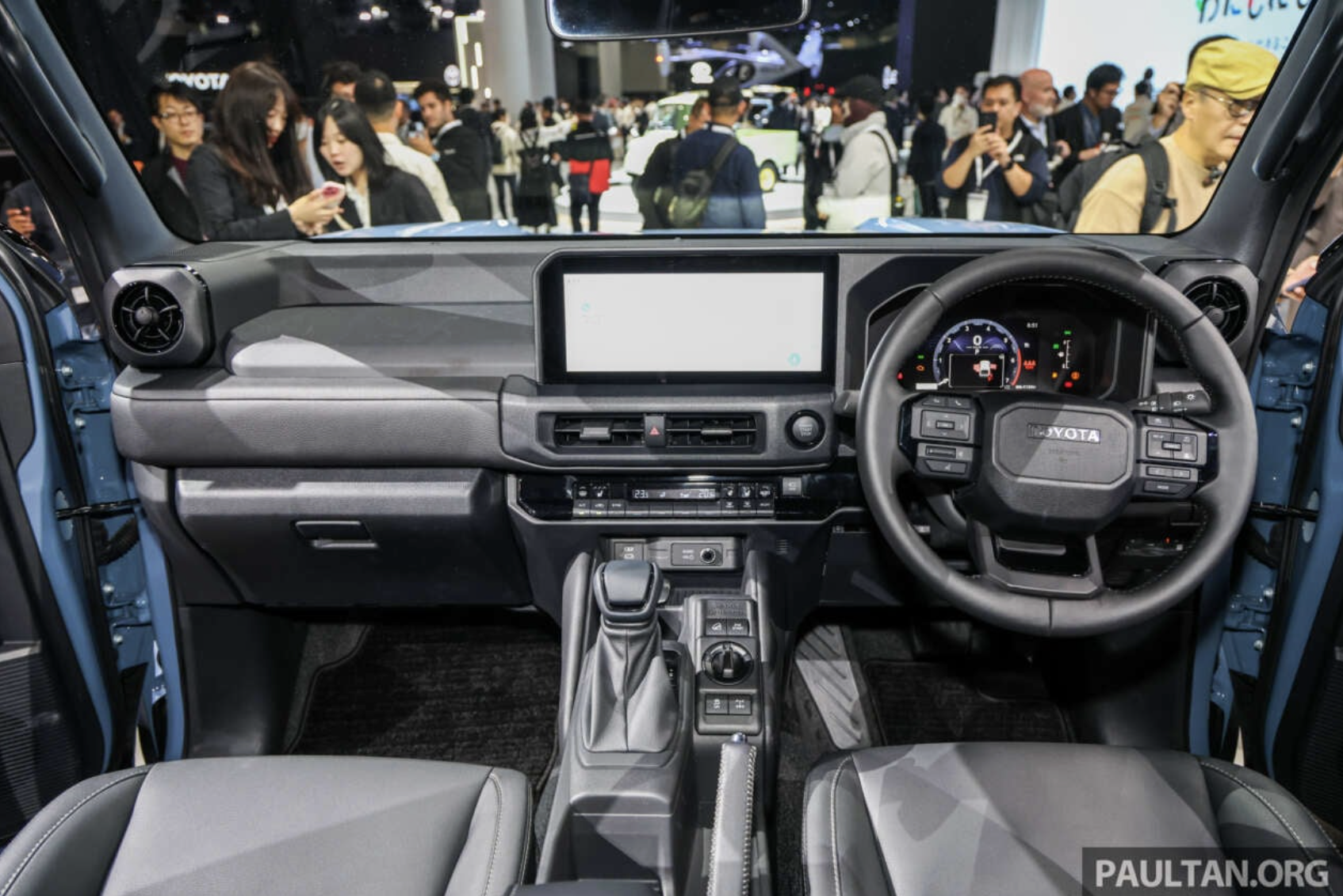 Toyota Land Cruiser FJ ra mắt tại Thái Lan trước khi về Việt Nam- Ảnh 4.