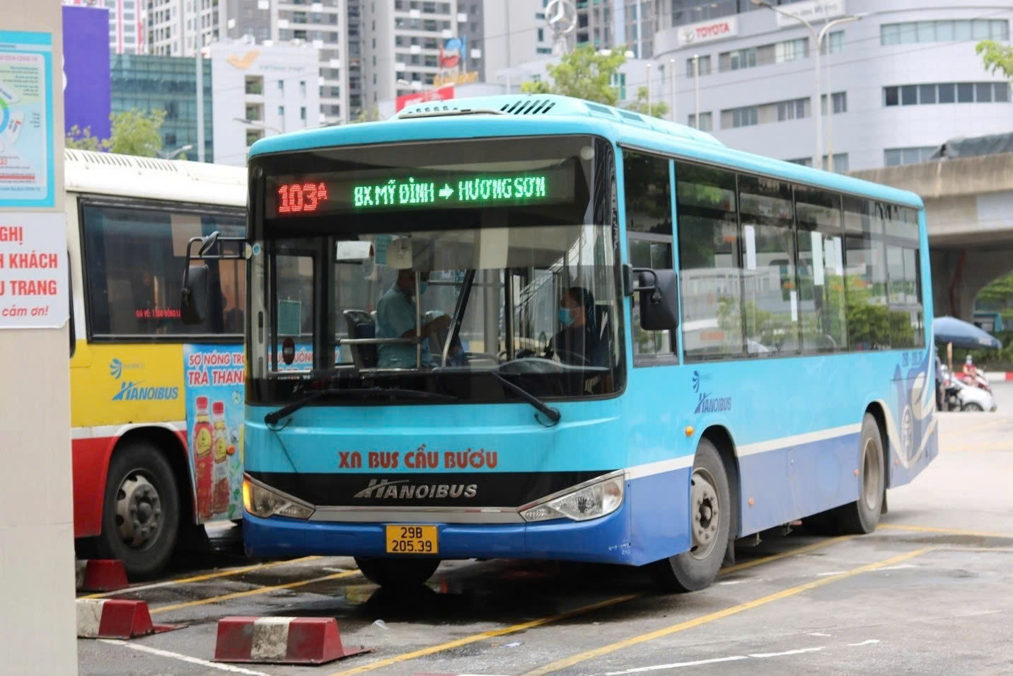 Những tuyến bu&yacute;t kết nối đến ch&ugrave;a Hương- Ảnh 1.