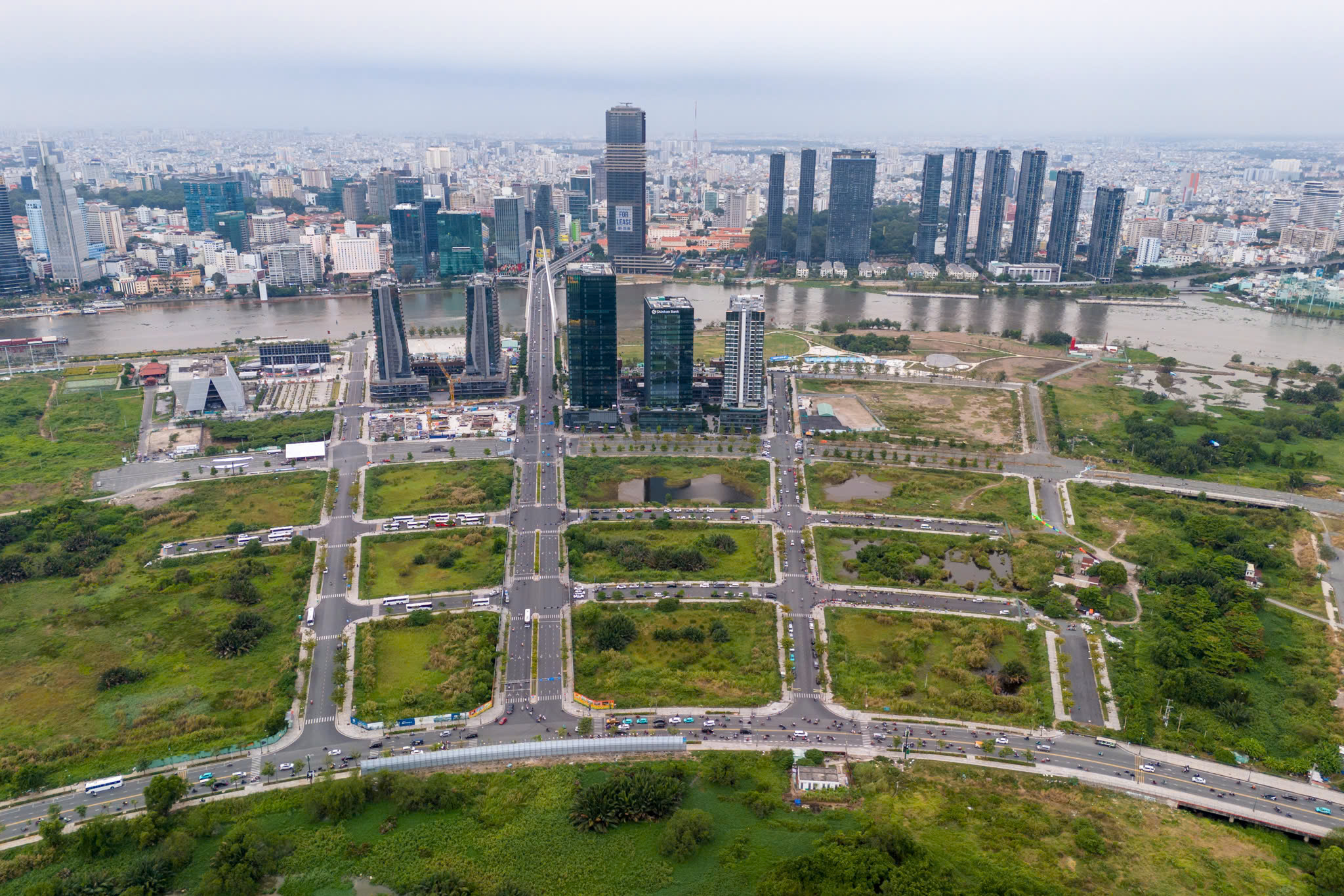 Cận cảnh khu đất vàng được đề xuất xây tháp 99 tầng cao nhất Việt Nam- Ảnh 2.