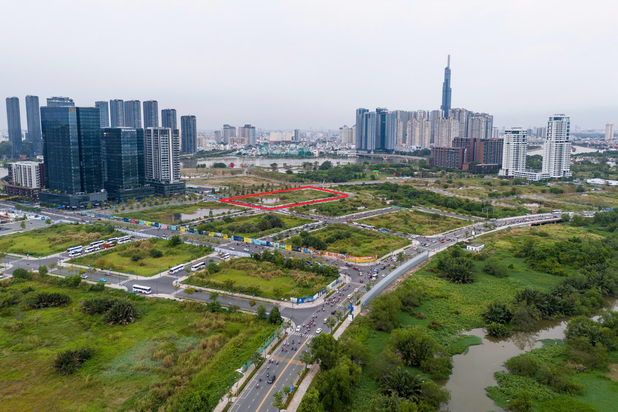 Cận cảnh khu đất vàng được đề xuất xây tháp 99 tầng cao nhất Việt Nam- Ảnh 3.