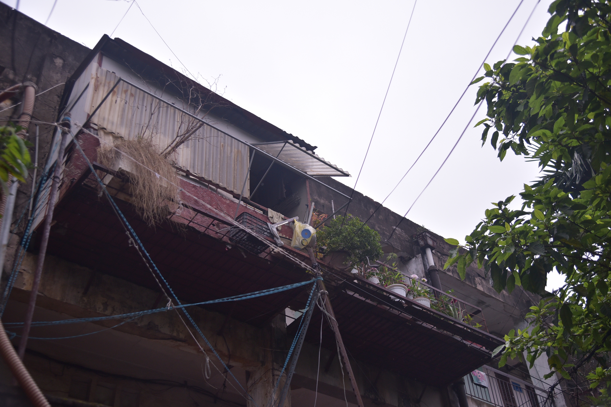 Hà Nội phấn đấu đến năm 2030 hoàn thành việc cải tạo, xây dựng chung cư cũ cấp độ D- Ảnh 3.