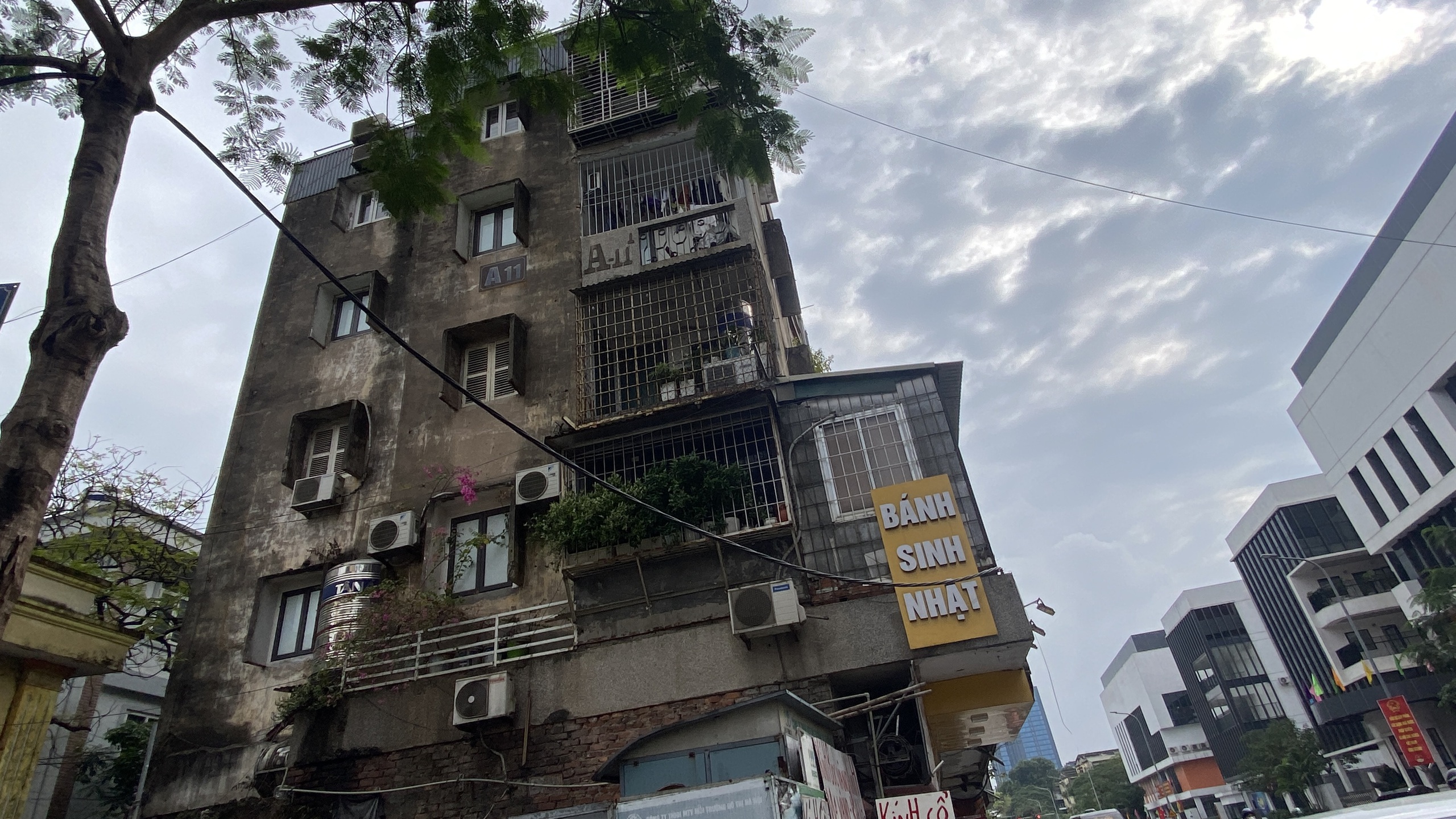 Hà Nội phấn đấu đến năm 2030 hoàn thành việc cải tạo, xây dựng chung cư cũ cấp độ D- Ảnh 10.