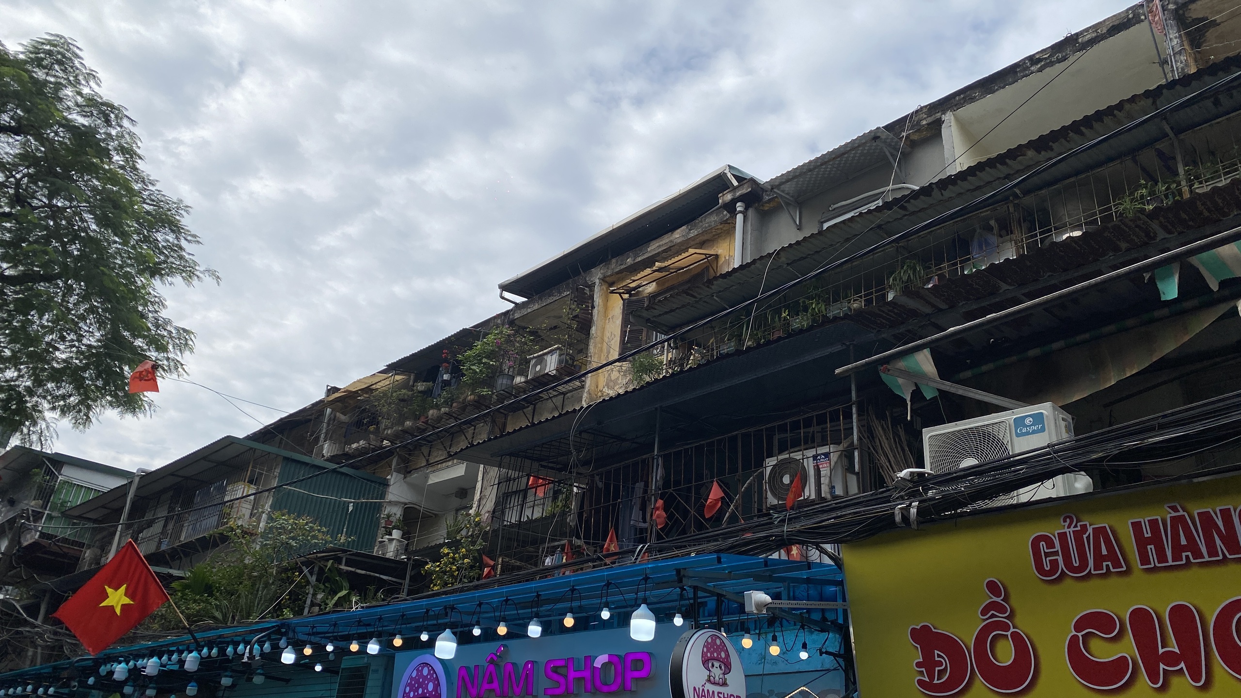 Hà Nội phấn đấu đến năm 2030 hoàn thành việc cải tạo, xây dựng chung cư cũ cấp độ D- Ảnh 11.