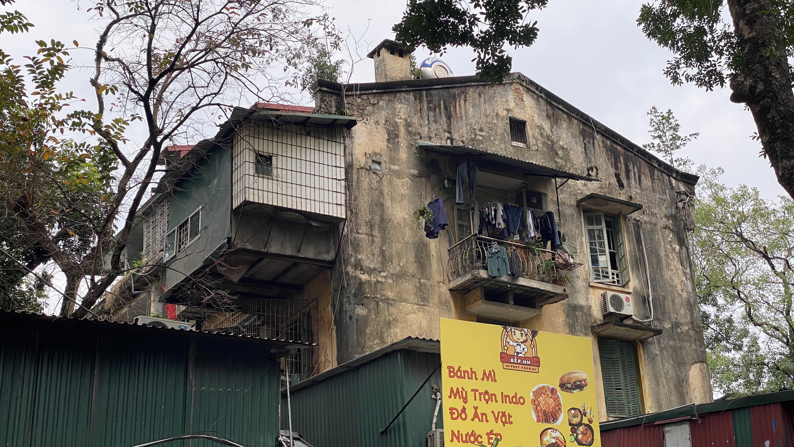 Hà Nội phấn đấu đến năm 2030 hoàn thành việc cải tạo, xây dựng chung cư cũ cấp độ D- Ảnh 14.